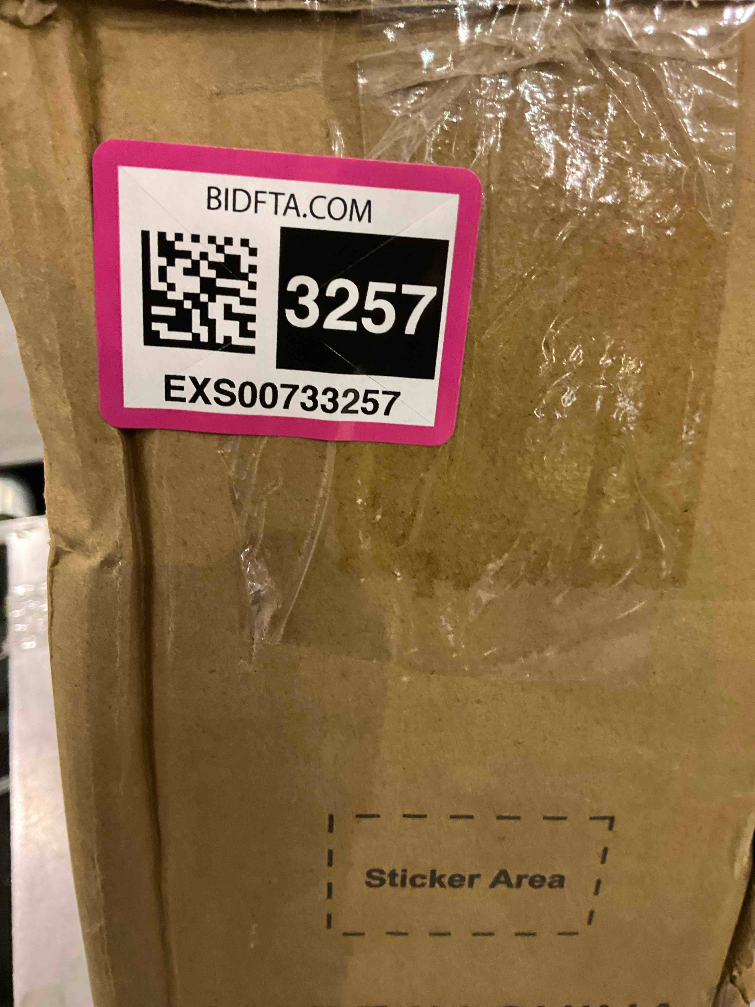 https://s3.amazonaws.com/lotting-images-prod/bidfta/EXS00733257_1702479268136.jpeg