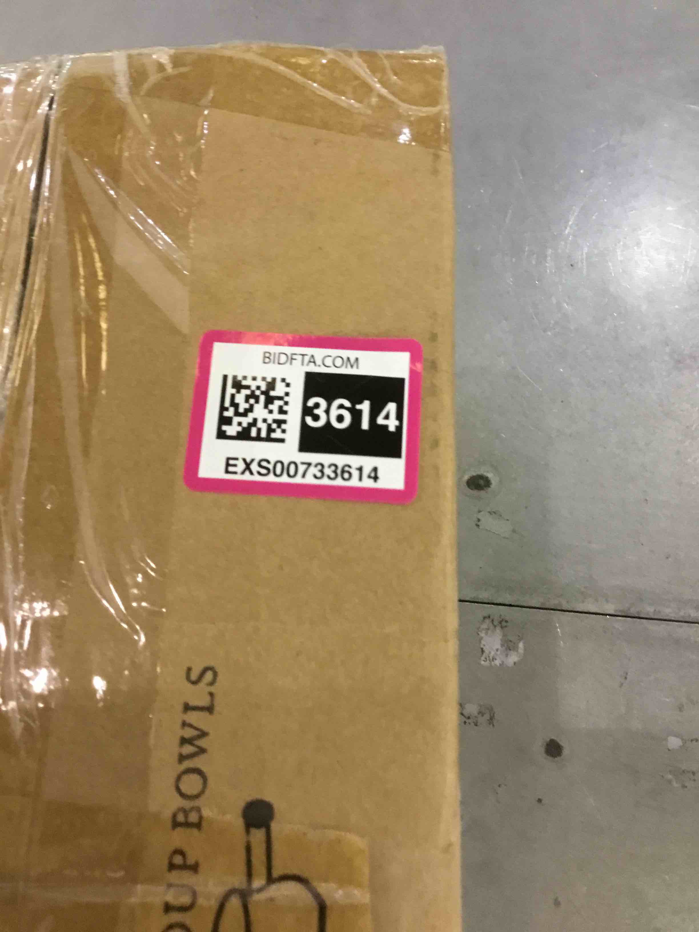 https://s3.amazonaws.com/lotting-images-prod/bidfta/EXS00733614_1702058611252.jpeg