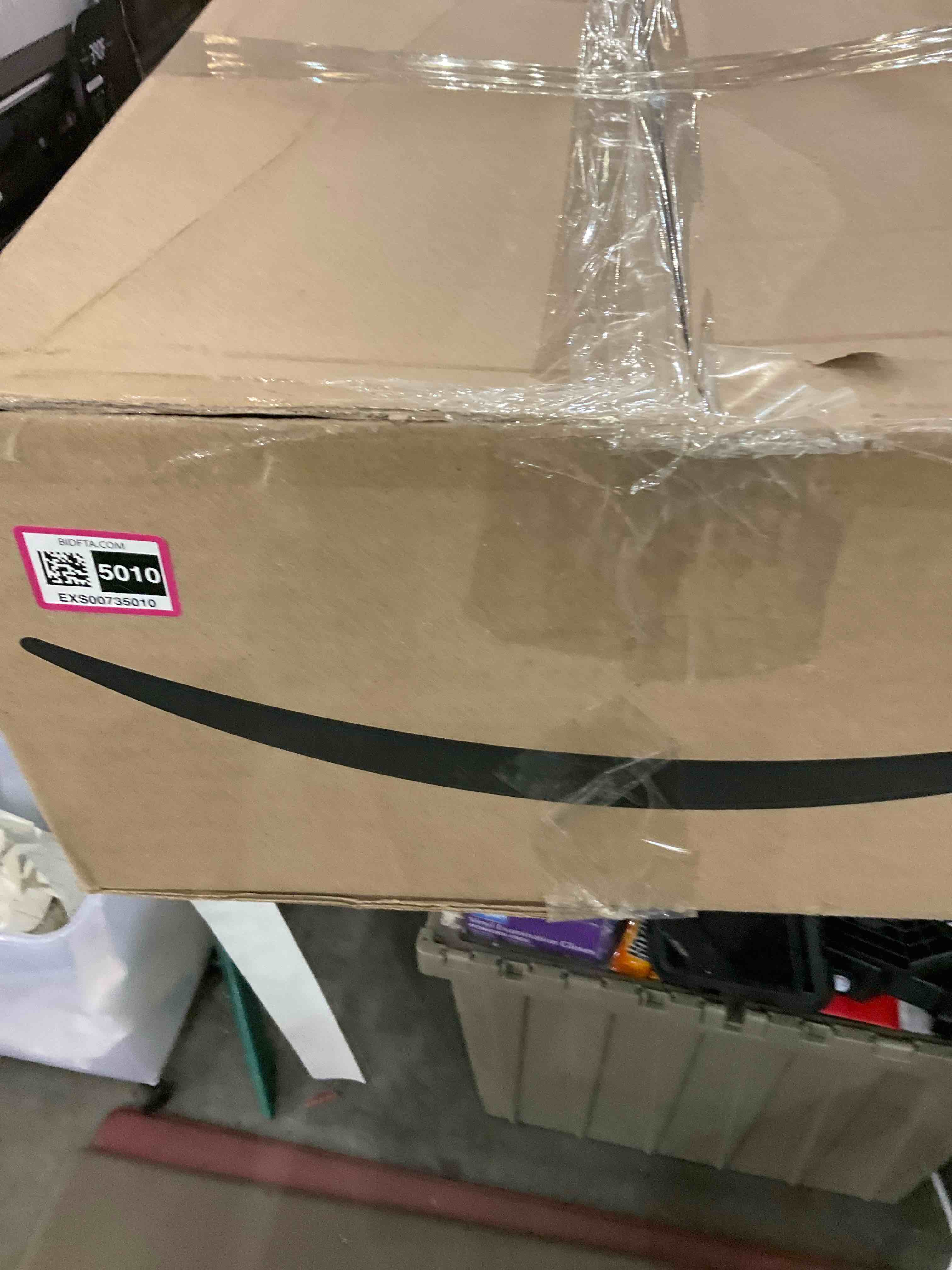 https://s3.amazonaws.com/lotting-images-prod/bidfta/EXS00735010_1702568794632.jpeg