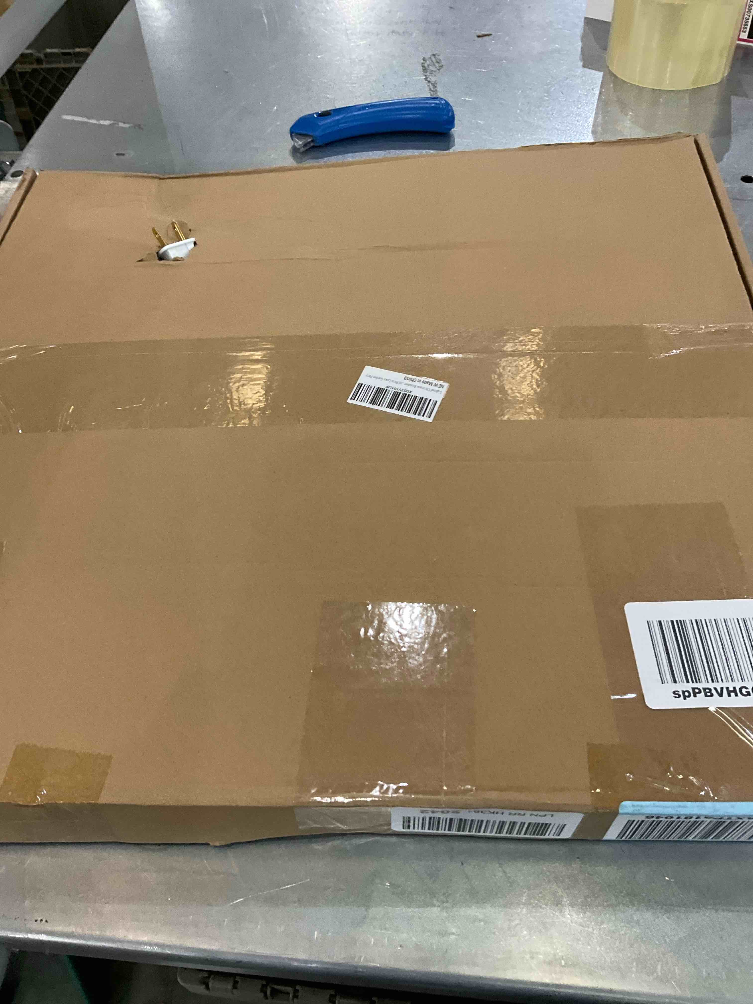 https://s3.amazonaws.com/lotting-images-prod/bidfta/EXS00735051_1702584736098.jpeg