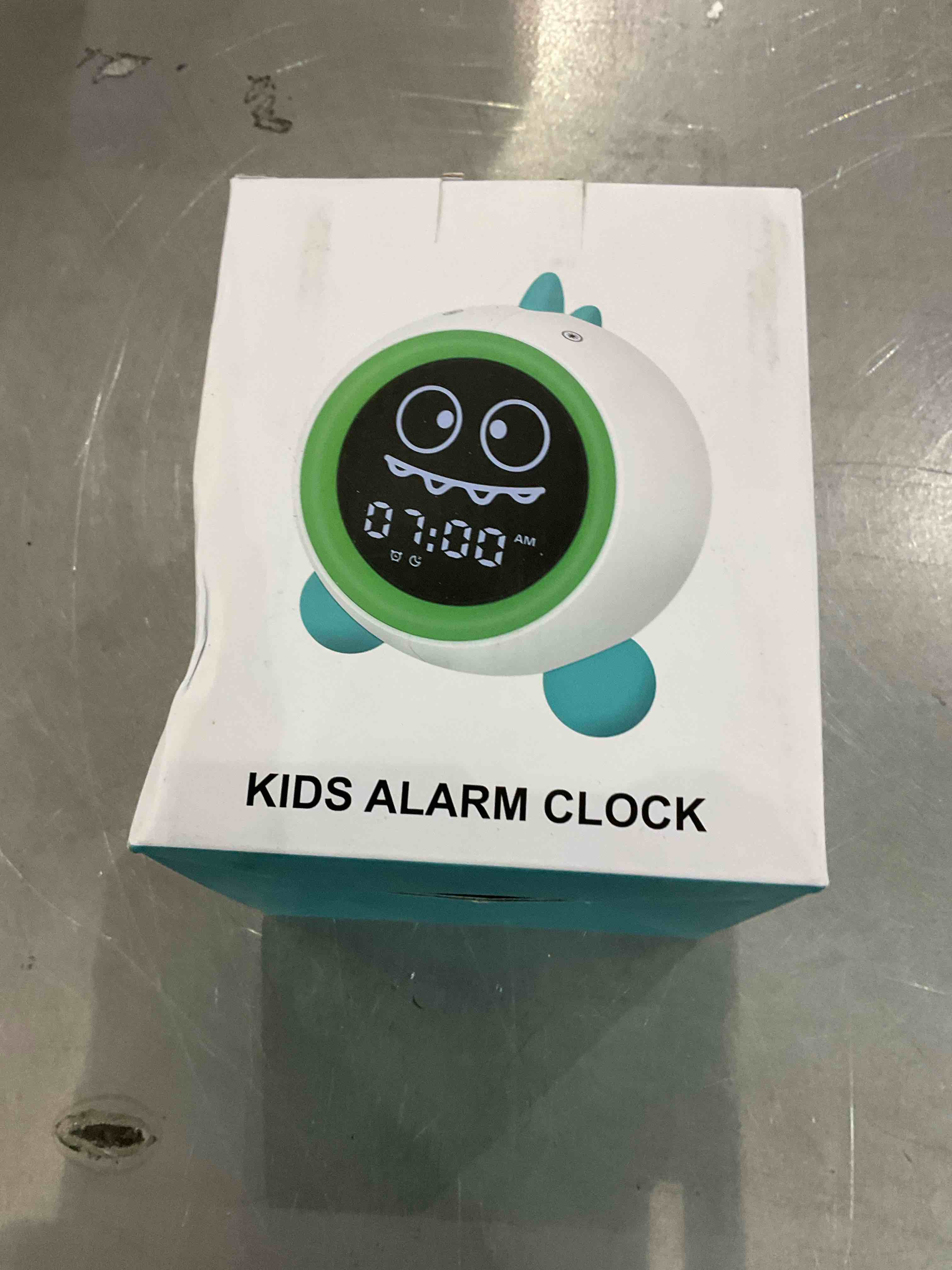 https://s3.amazonaws.com/lotting-images-prod/bidfta/EXS00735116_1702646627330.jpeg