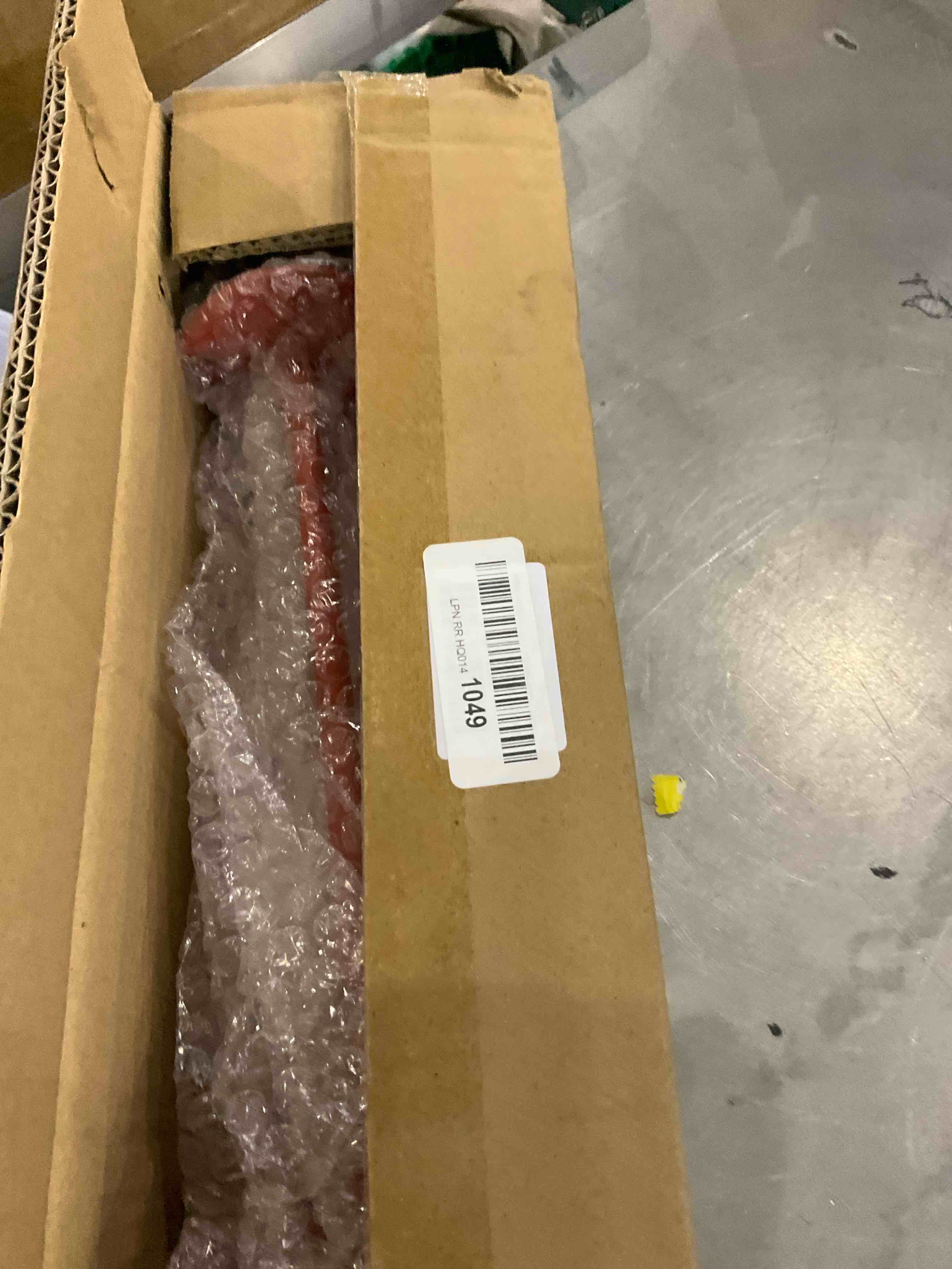 https://s3.amazonaws.com/lotting-images-prod/bidfta/EXS00735281_1703251641019.jpeg