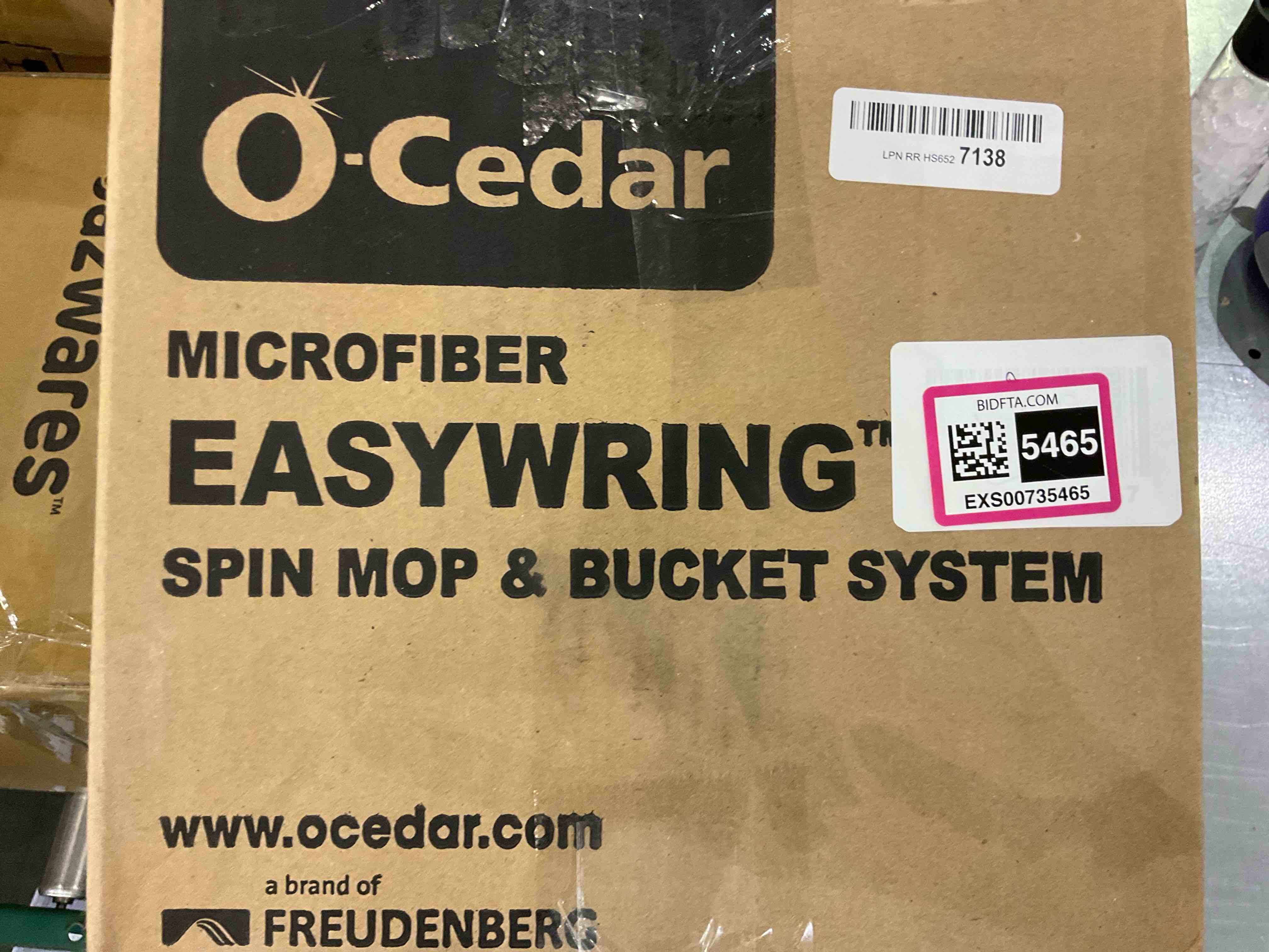 O-Cedar Easywring Microfiber Spin Mop & Bucket Floor Cleaning System with 1 Extra Refill