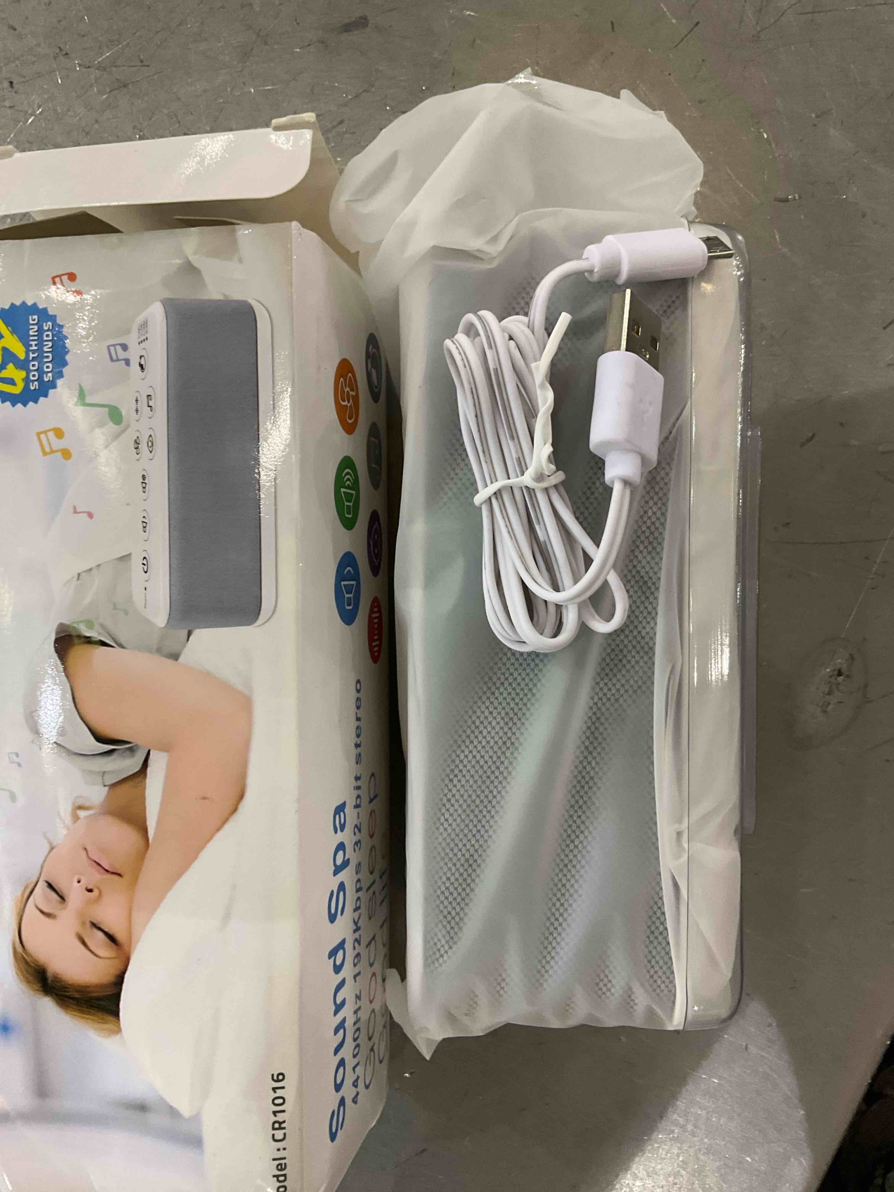 https://s3.amazonaws.com/lotting-images-prod/bidfta/EXS00735731_1702652233522.jpeg