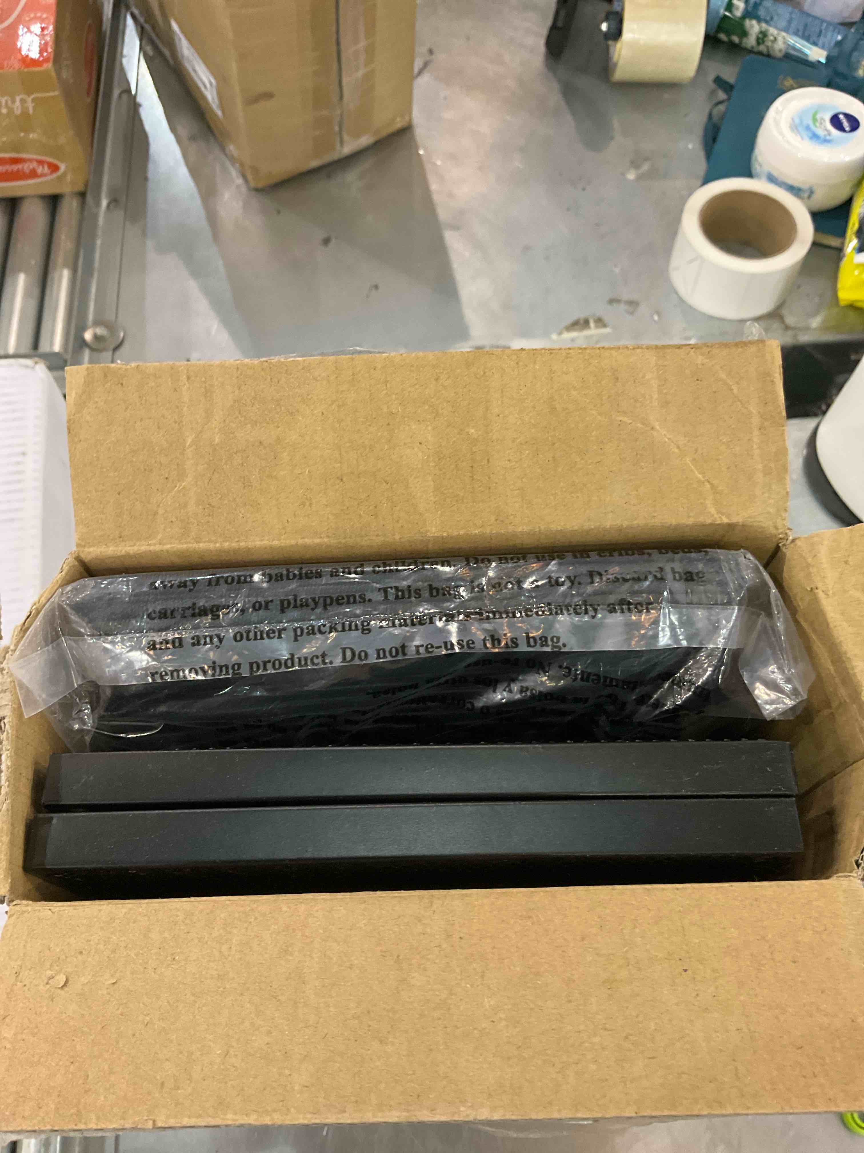 https://s3.amazonaws.com/lotting-images-prod/bidfta/EXS00736370_1701979445135.jpeg