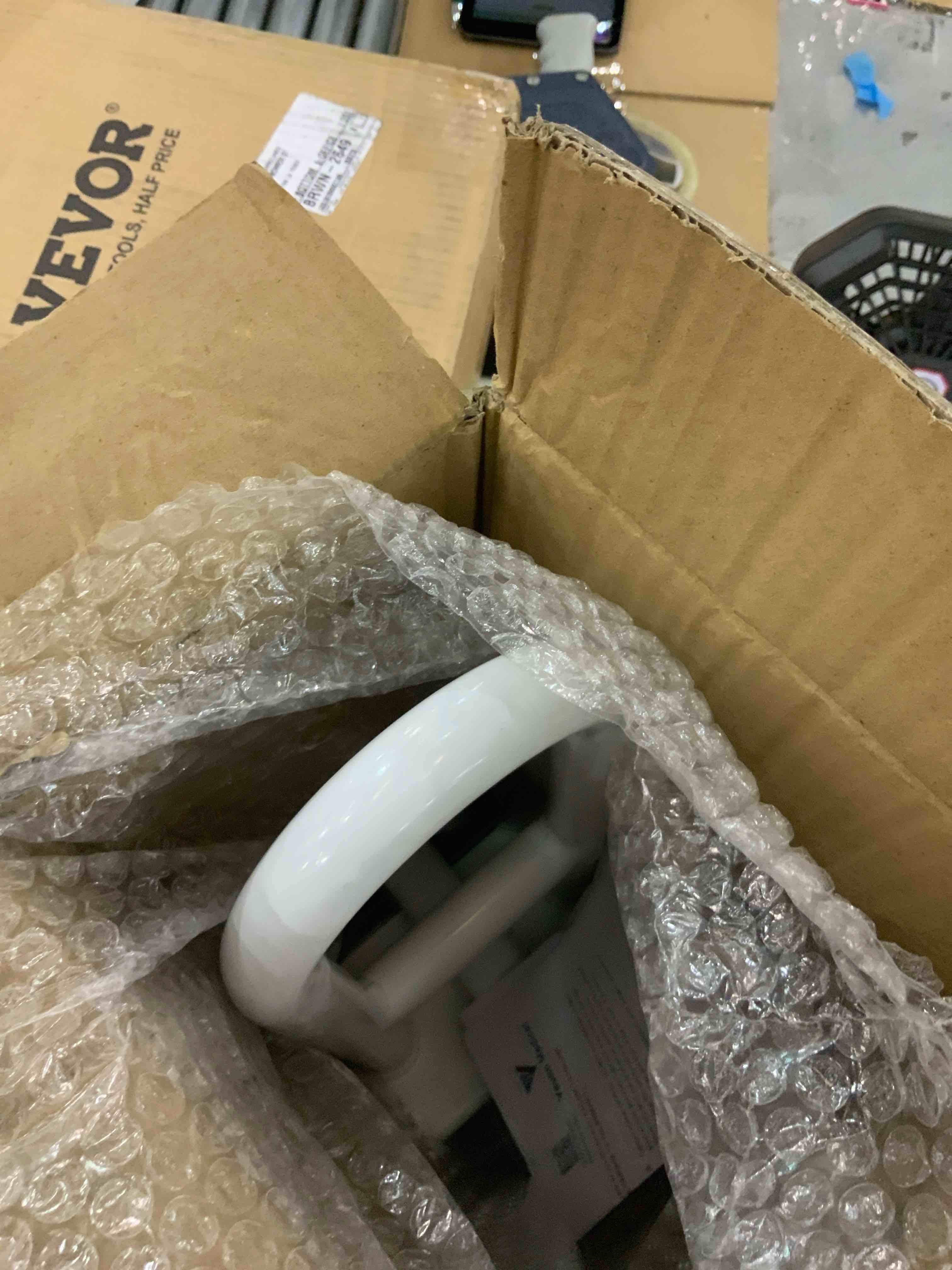 https://s3.amazonaws.com/lotting-images-prod/bidfta/EXS00736503_1701804536010.jpeg