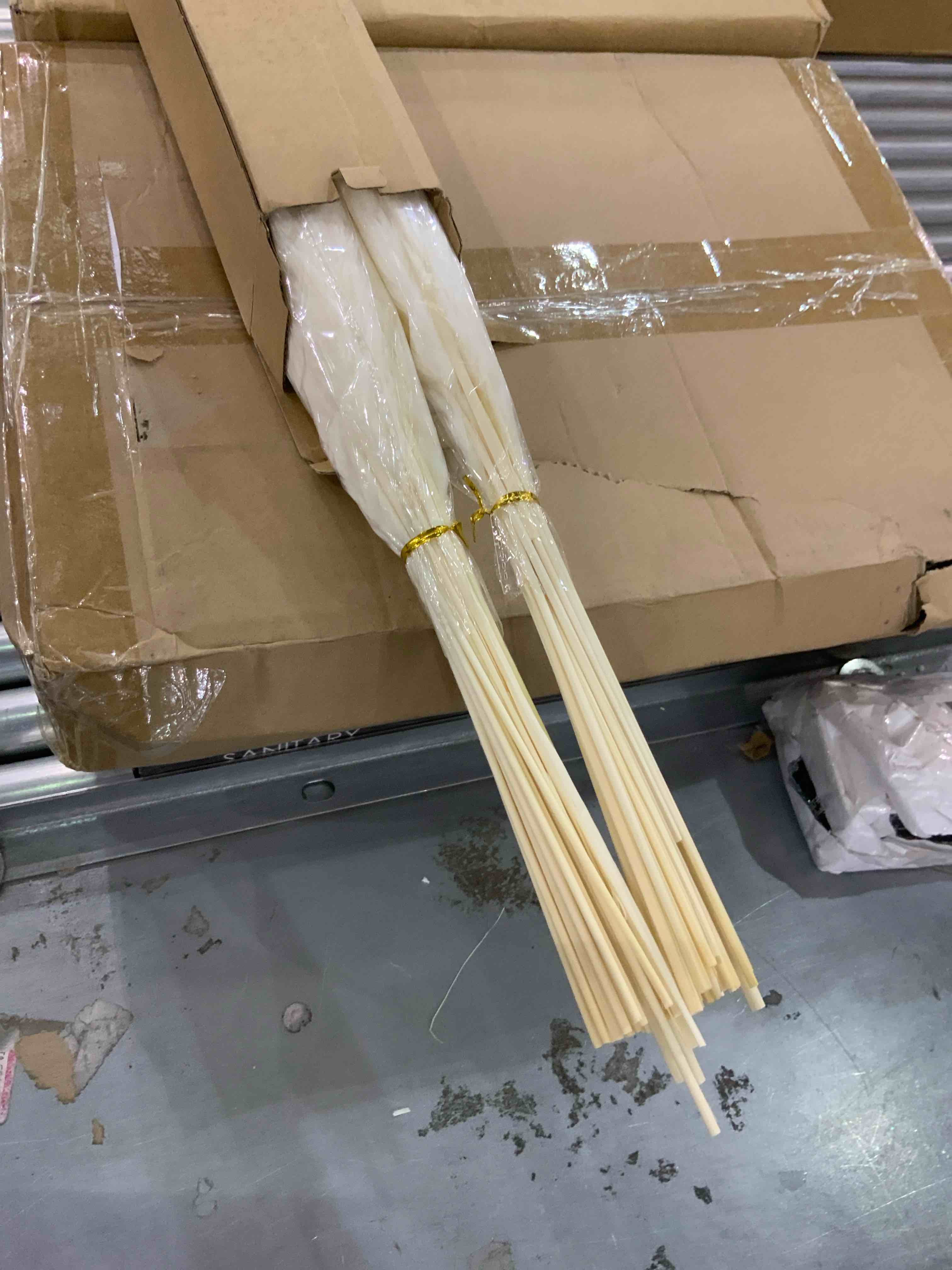 https://s3.amazonaws.com/lotting-images-prod/bidfta/EXS00736605_1701870827045.jpeg