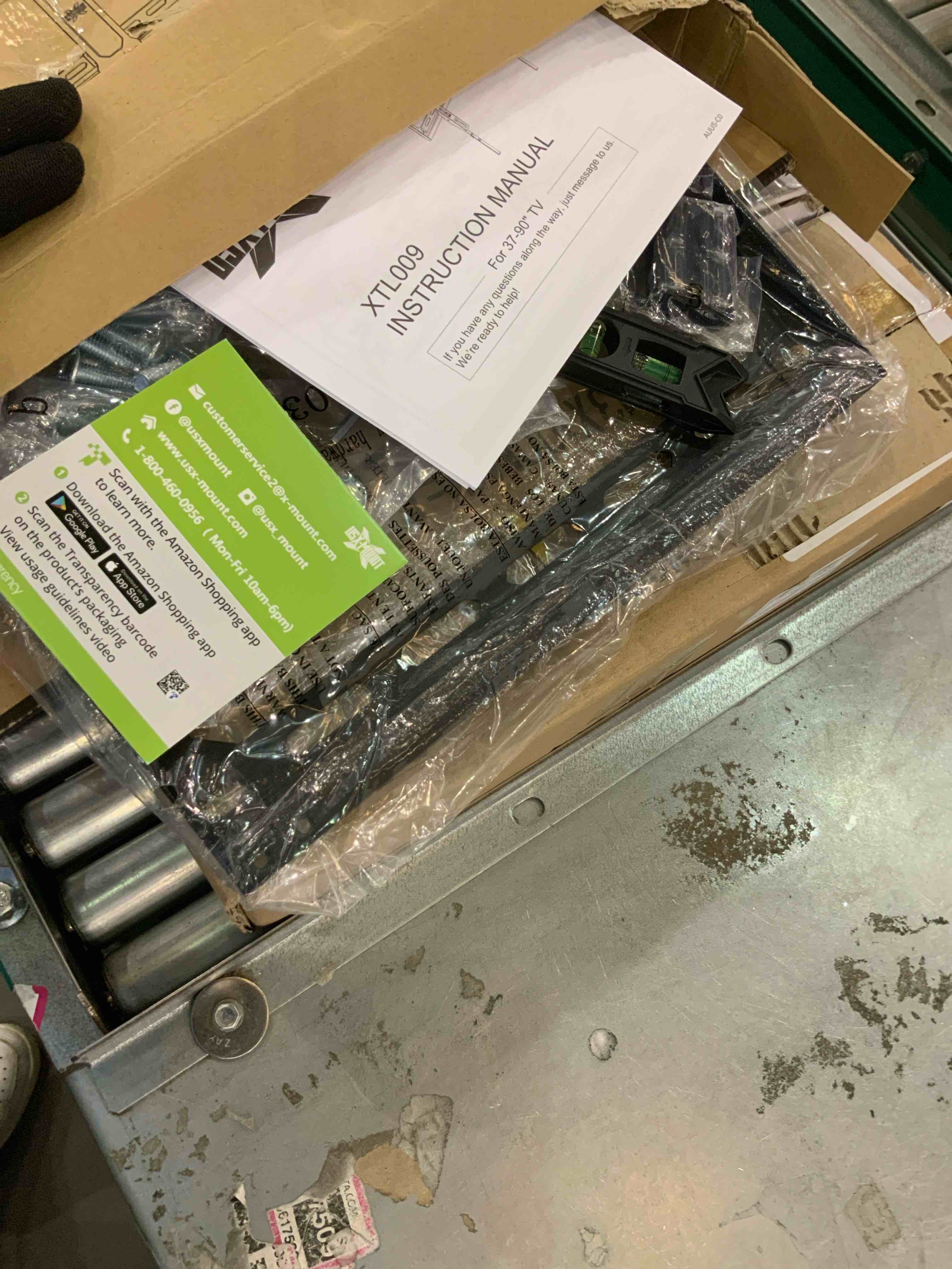 https://s3.amazonaws.com/lotting-images-prod/bidfta/EXS00736836_1701963028569.jpeg