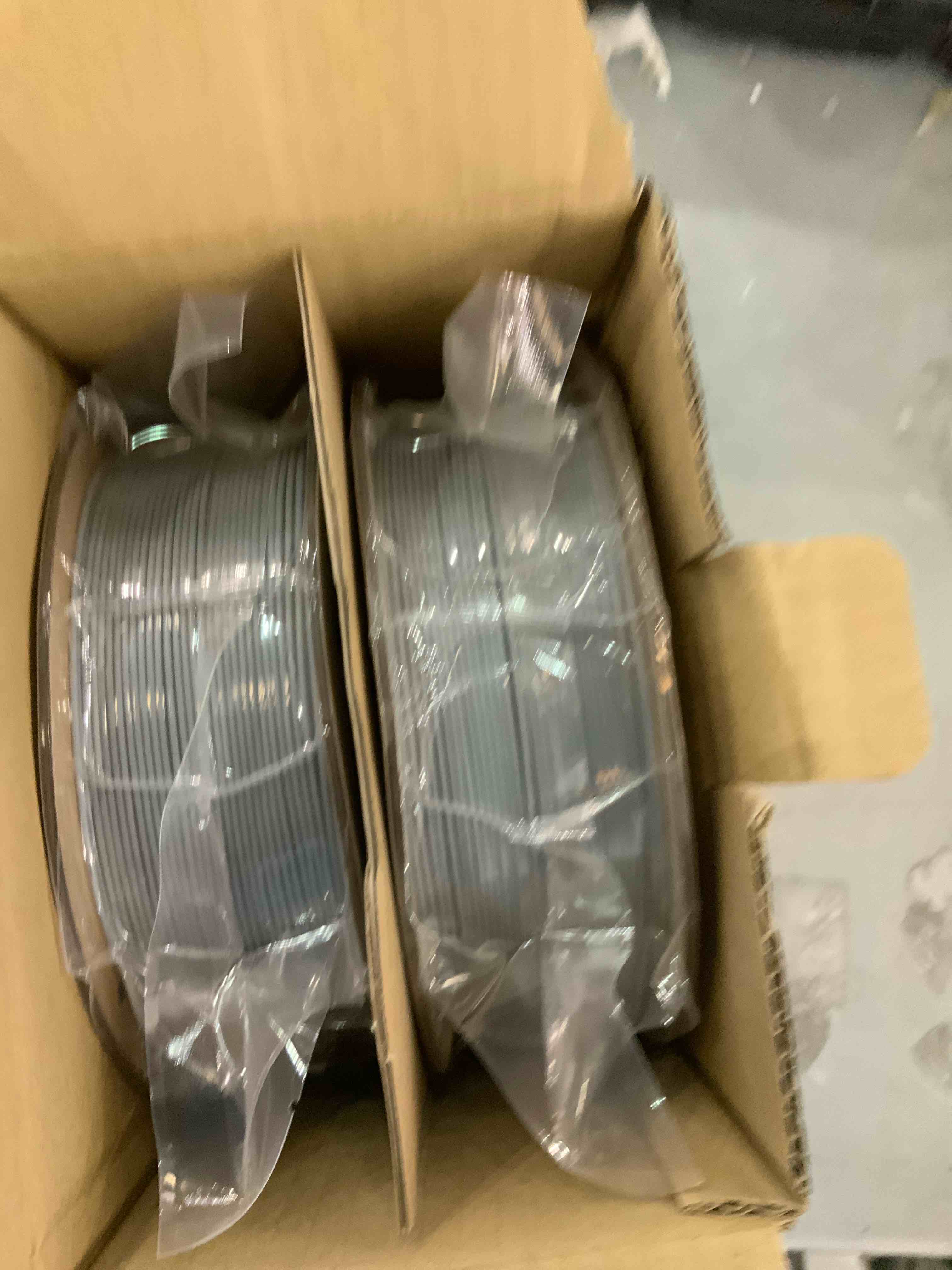 https://s3.amazonaws.com/lotting-images-prod/bidfta/EXS00736940_1701979054396.jpeg