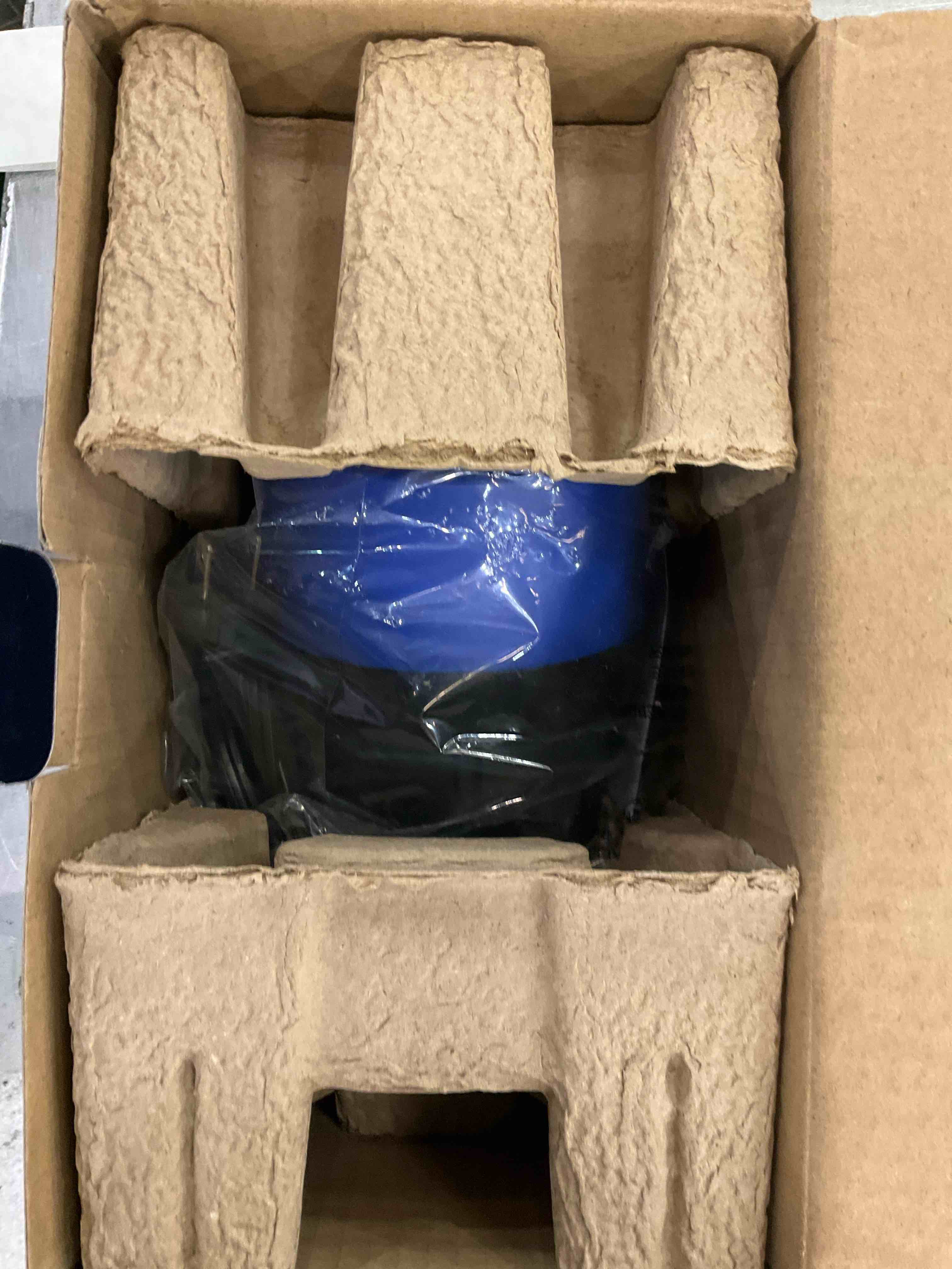 https://s3.amazonaws.com/lotting-images-prod/bidfta/EXS00737369_1702484178213.jpeg