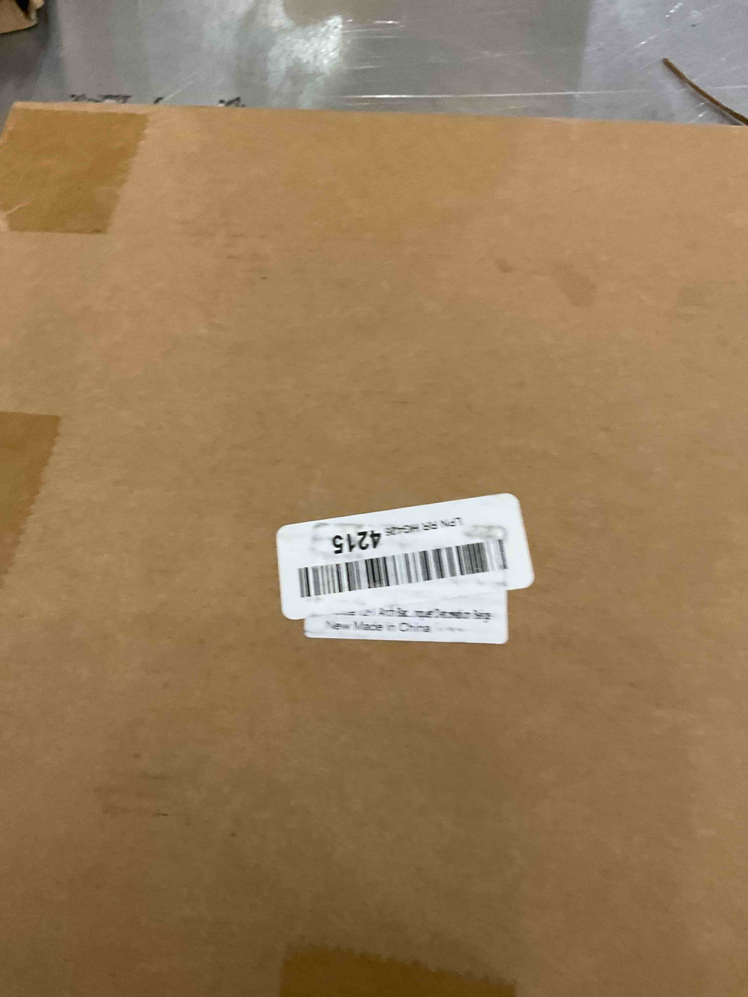 https://s3.amazonaws.com/lotting-images-prod/bidfta/EXS00738351_1702496119338.jpeg