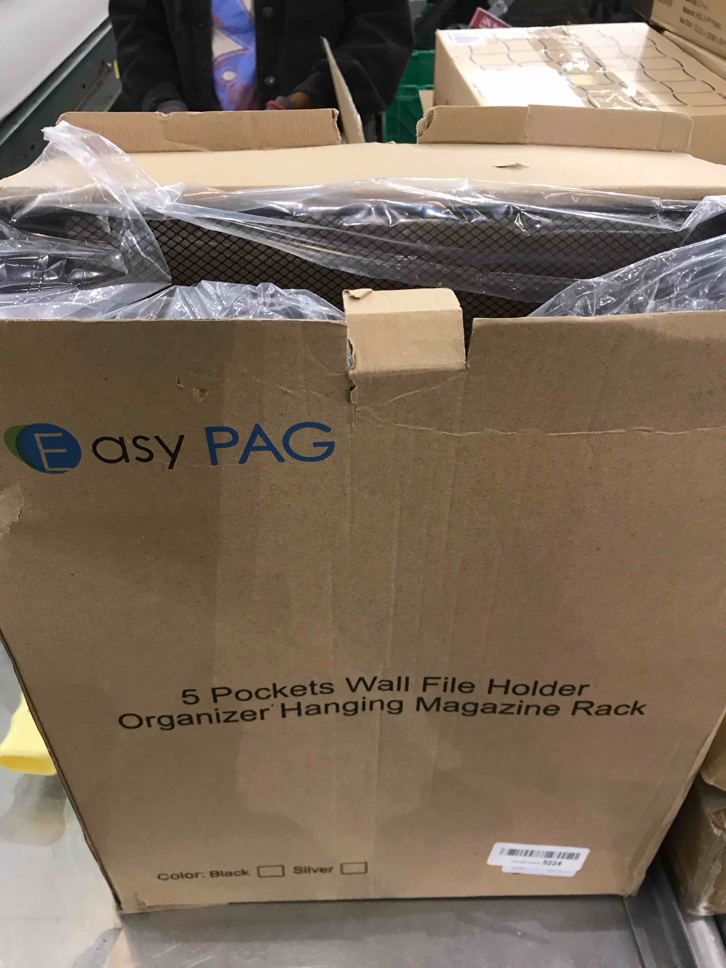 https://s3.amazonaws.com/lotting-images-prod/bidfta/EXS00738588_1701965535955.jpeg