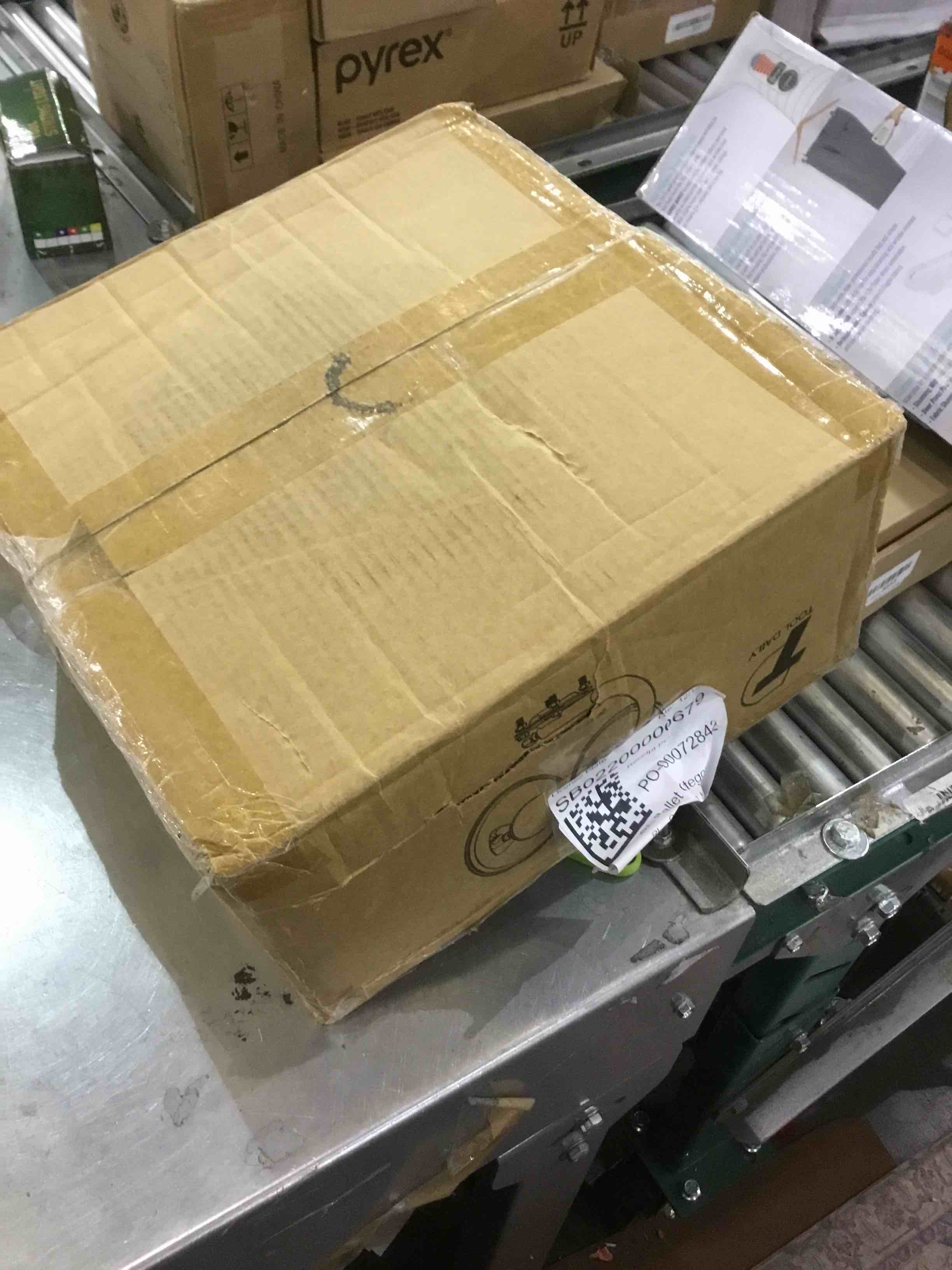 https://s3.amazonaws.com/lotting-images-prod/bidfta/EXS00738982_1702409280219.jpeg