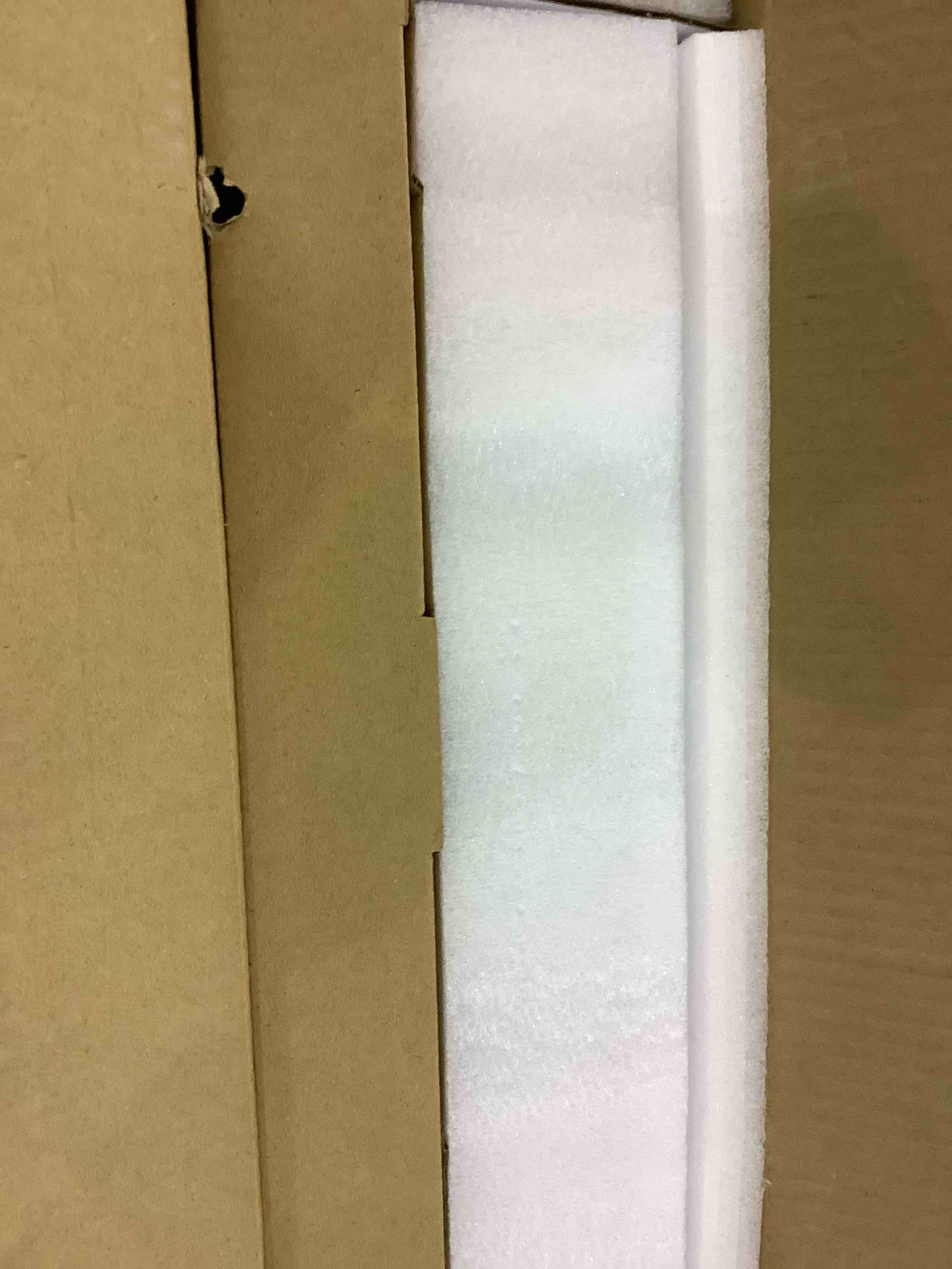 https://s3.amazonaws.com/lotting-images-prod/bidfta/EXS00740385_1702650772059.jpeg