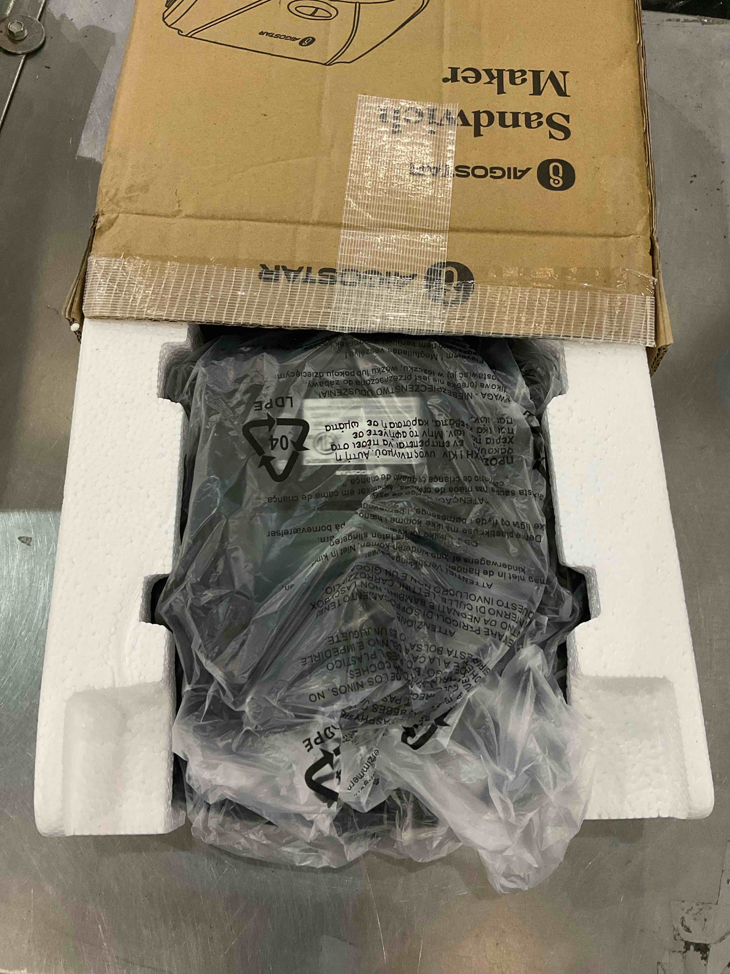 https://s3.amazonaws.com/lotting-images-prod/bidfta/EXS00741008_1702478012521.jpeg