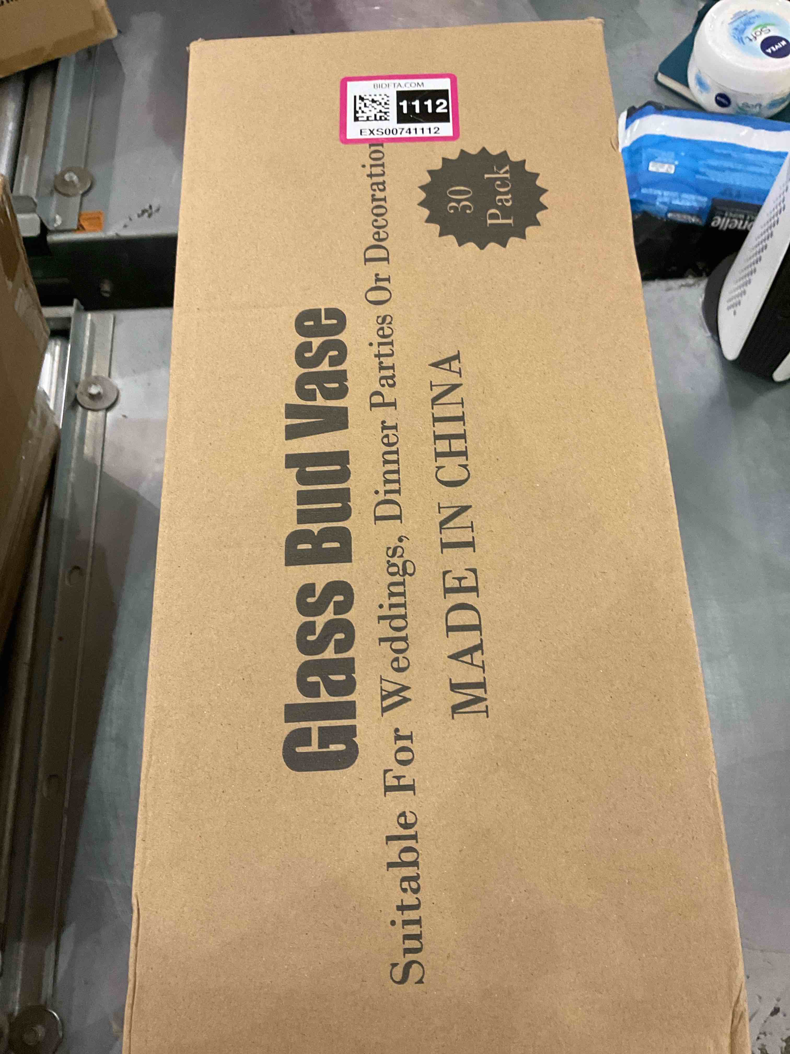 https://s3.amazonaws.com/lotting-images-prod/bidfta/EXS00741112_1702496145398.jpeg