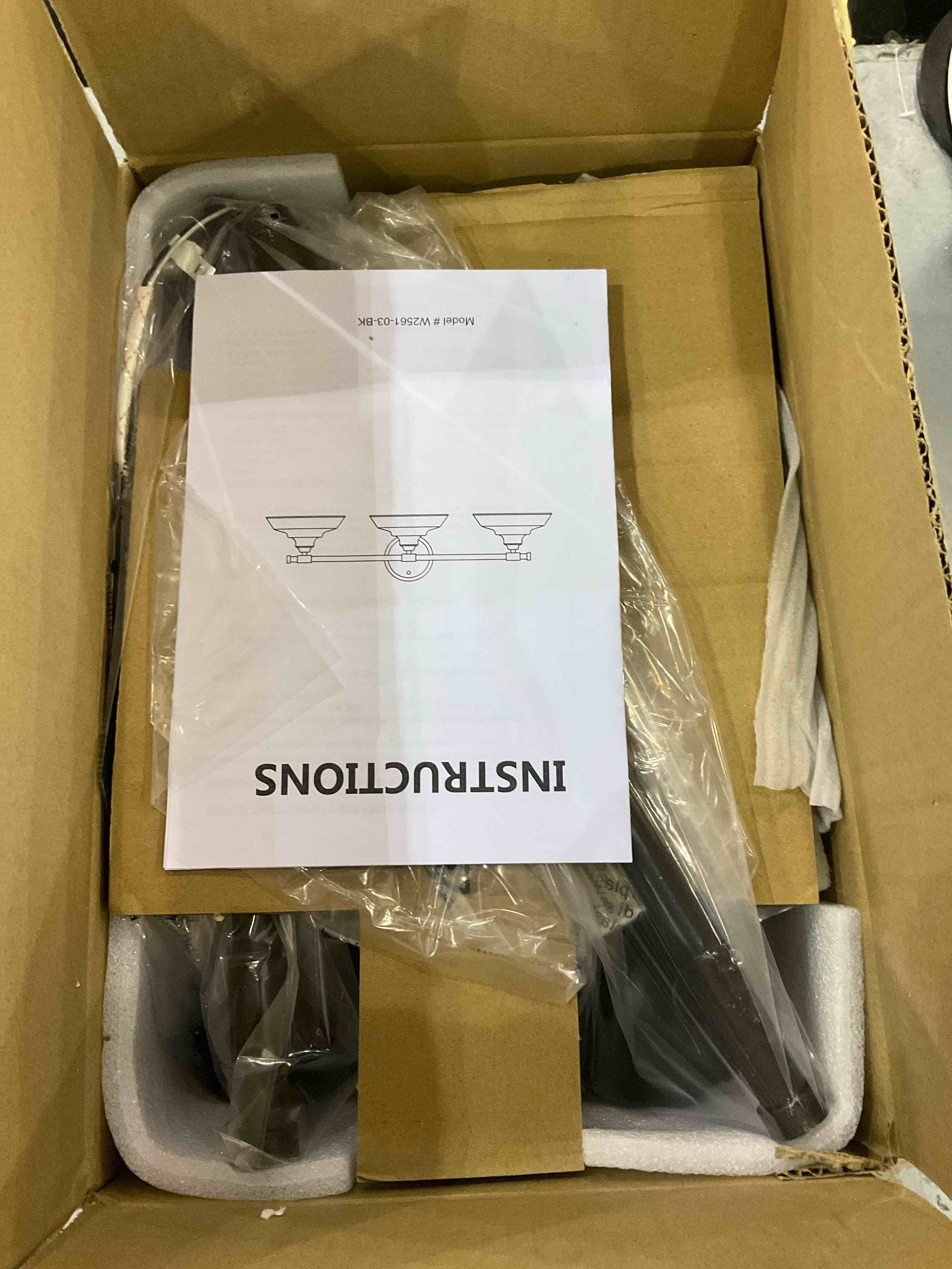 https://s3.amazonaws.com/lotting-images-prod/bidfta/EXS00741209_1702560951531.jpeg
