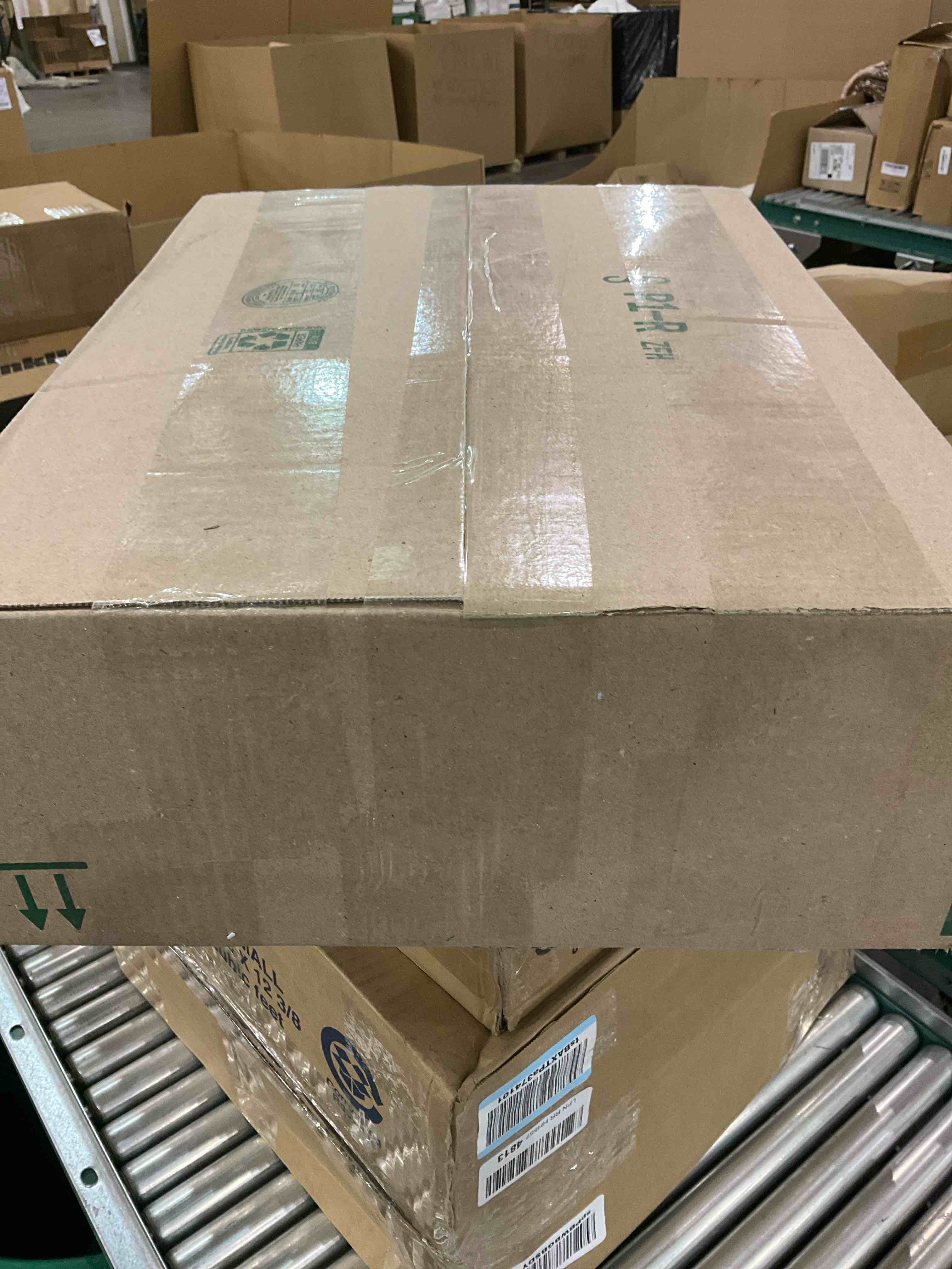 https://s3.amazonaws.com/lotting-images-prod/bidfta/EXS00741227_1702563904785.jpeg