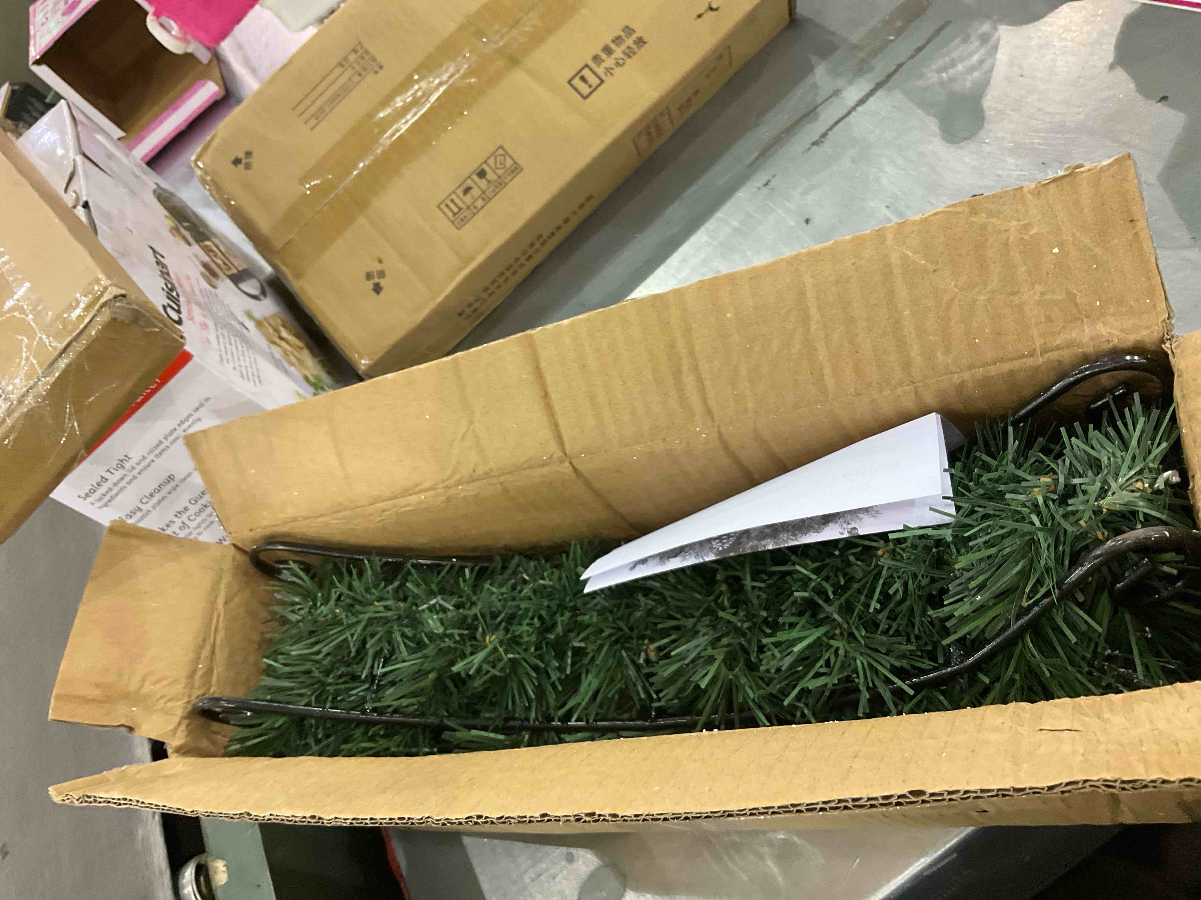 Lvydec Christmas Candle Holder Centerpiece - Pine Cones and Red Berry Table Centerpiece with 3 Candle Holders for Festival Table Home Decoration