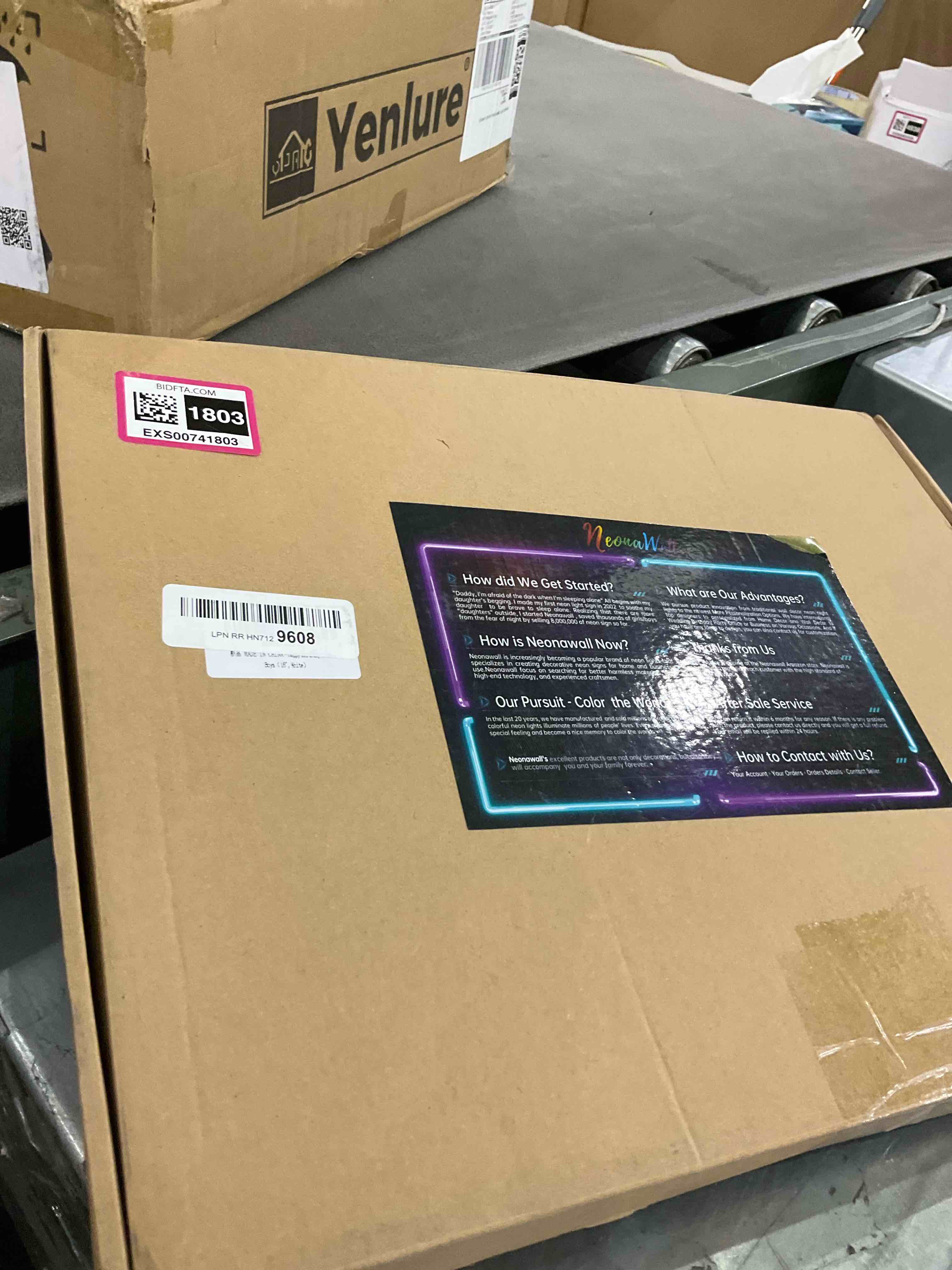 https://s3.amazonaws.com/lotting-images-prod/bidfta/EXS00741803_1705588667667.jpeg