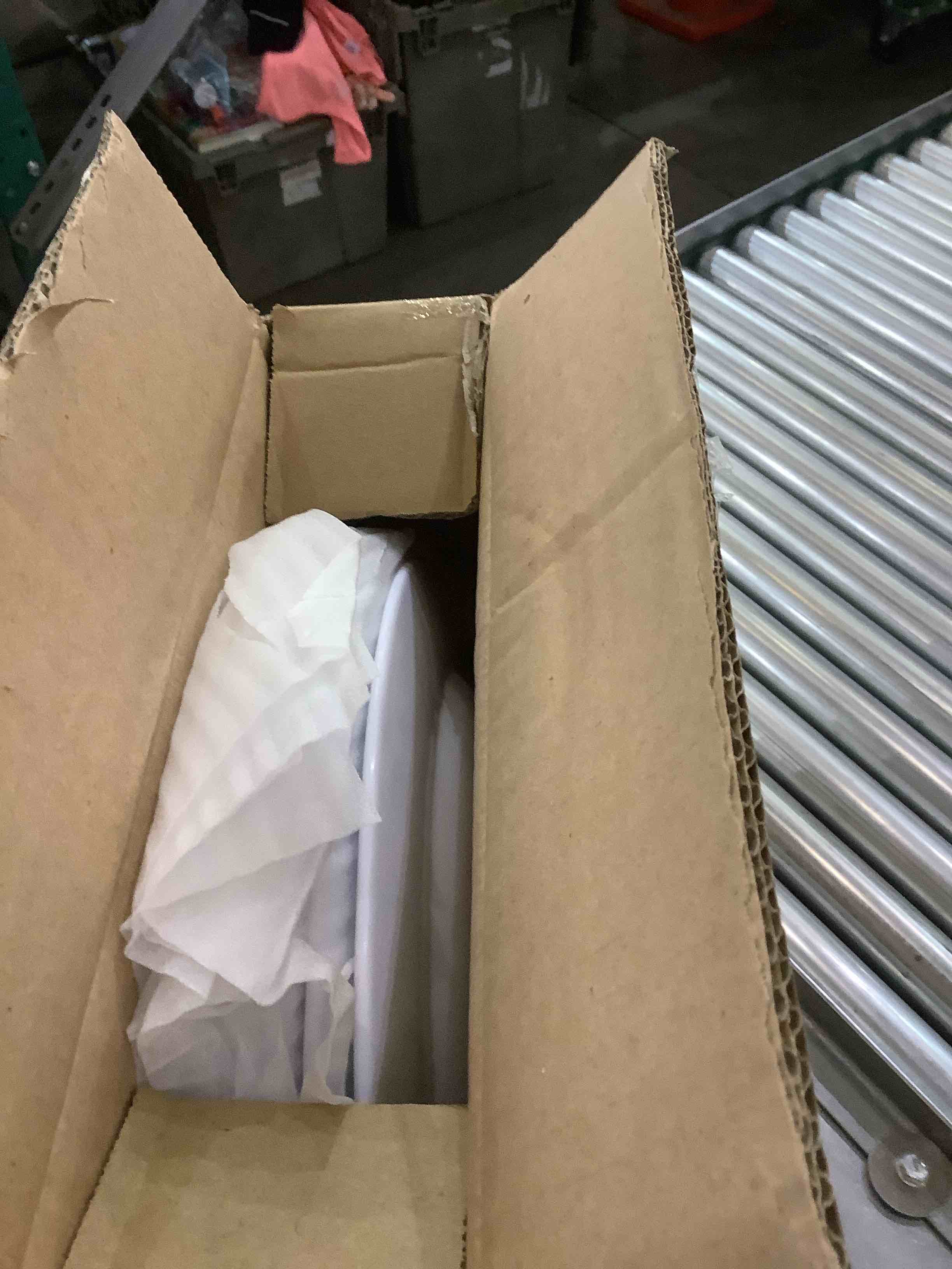 https://s3.amazonaws.com/lotting-images-prod/bidfta/EXS00742571_1702407005772.jpeg