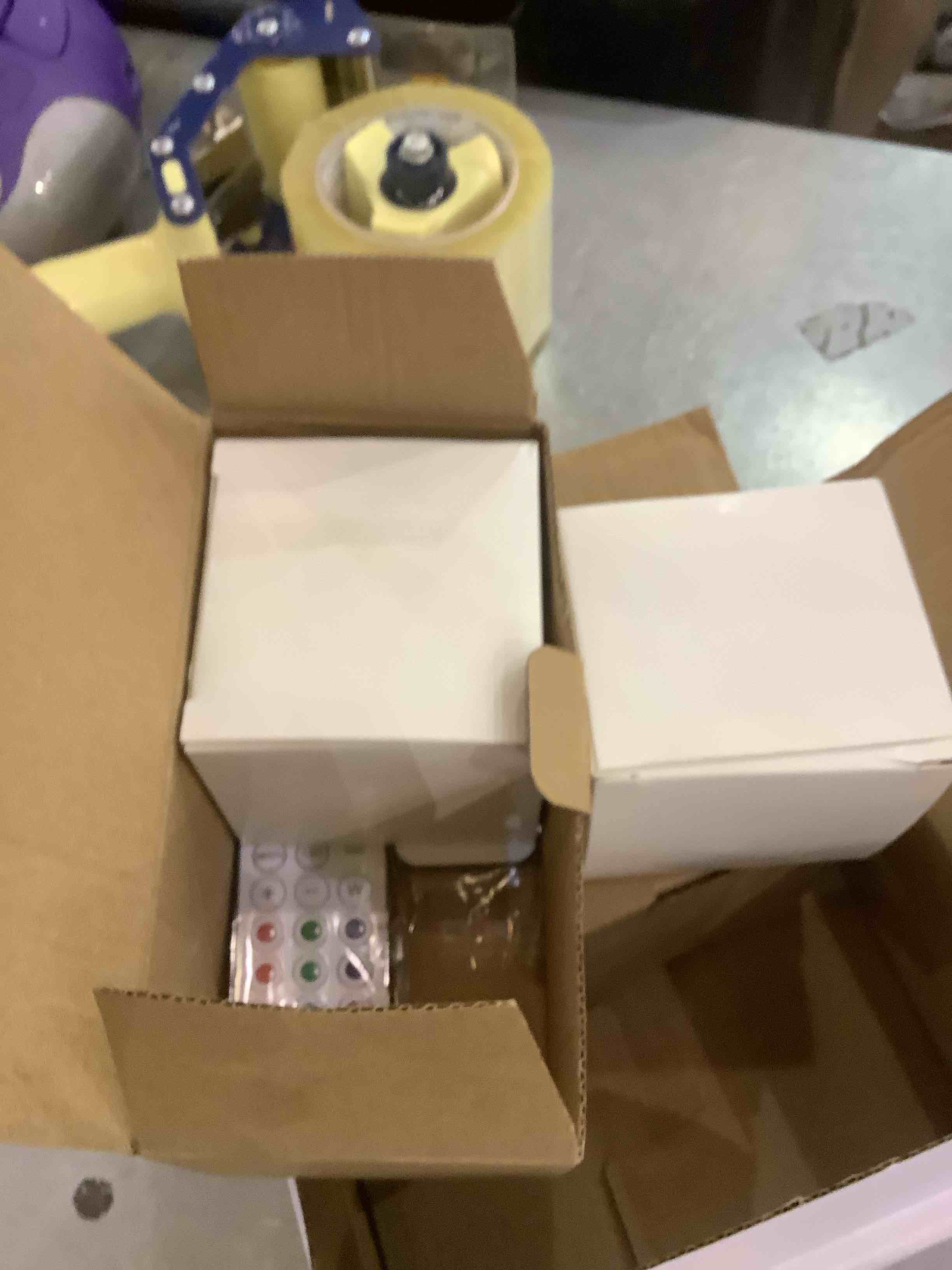 https://s3.amazonaws.com/lotting-images-prod/bidfta/EXS00743353_1702312350770.jpeg
