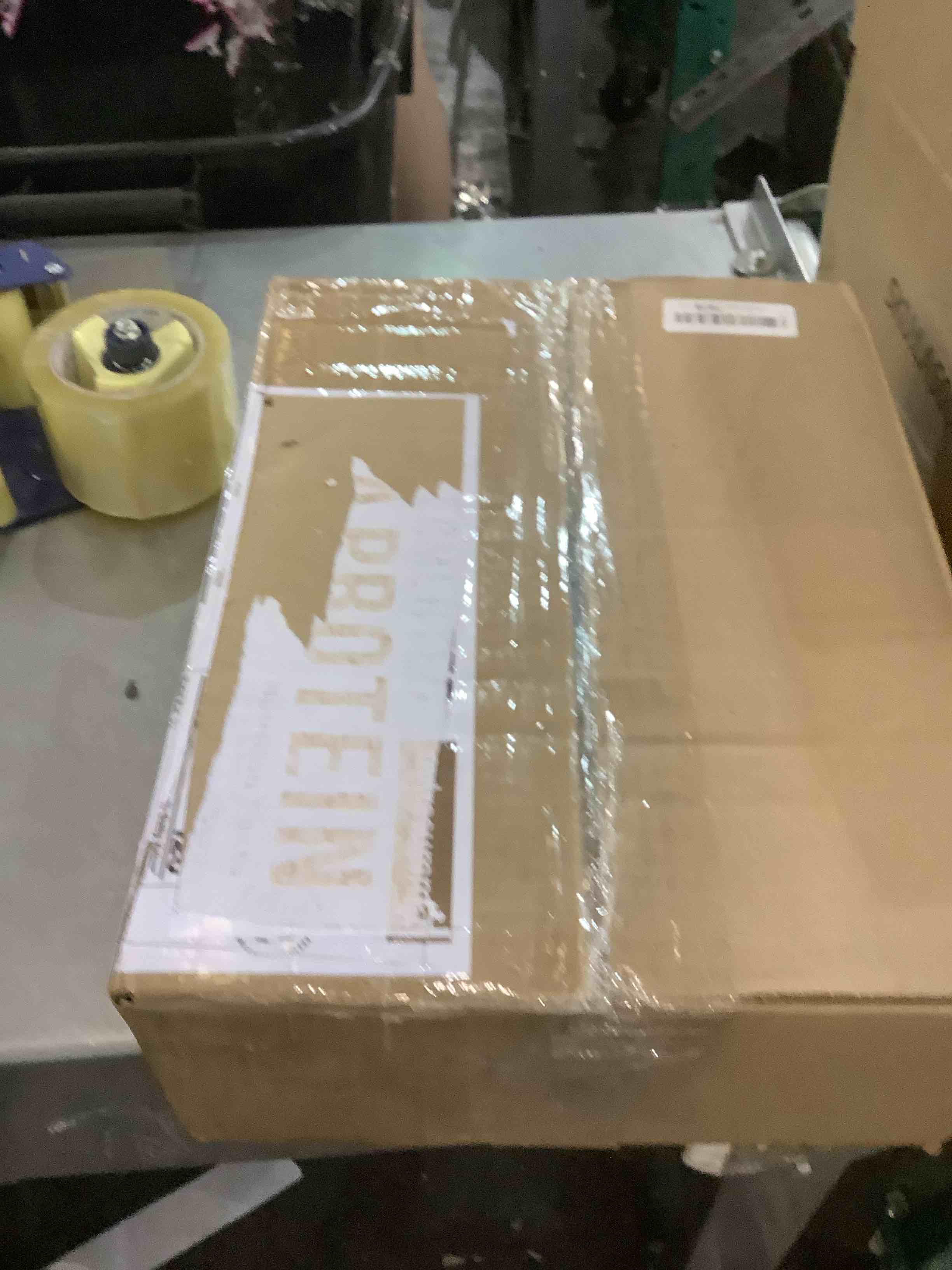 https://s3.amazonaws.com/lotting-images-prod/bidfta/EXS00743362_1702313352850.jpeg
