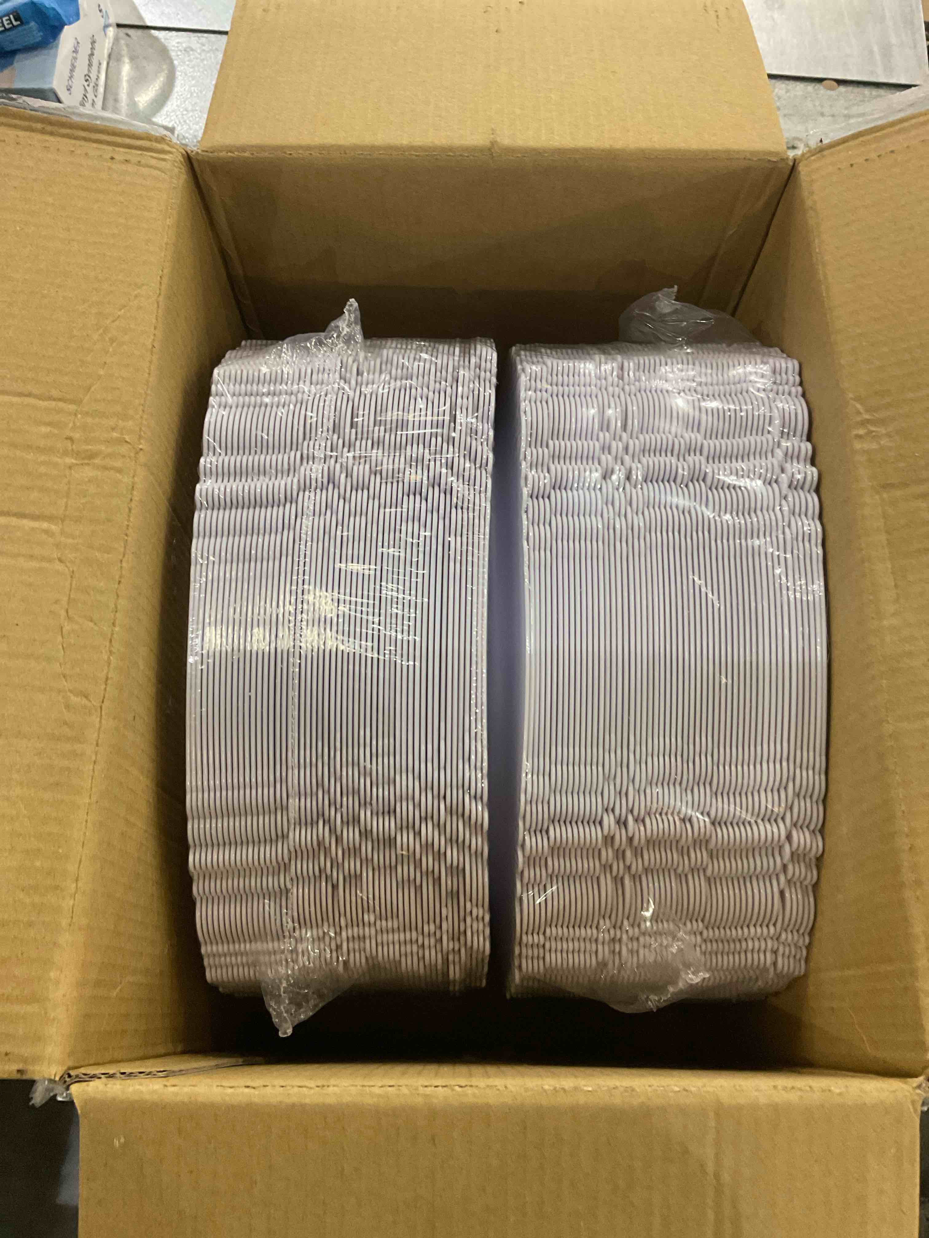 https://s3.amazonaws.com/lotting-images-prod/bidfta/EXS00743630_1702305669745.jpeg