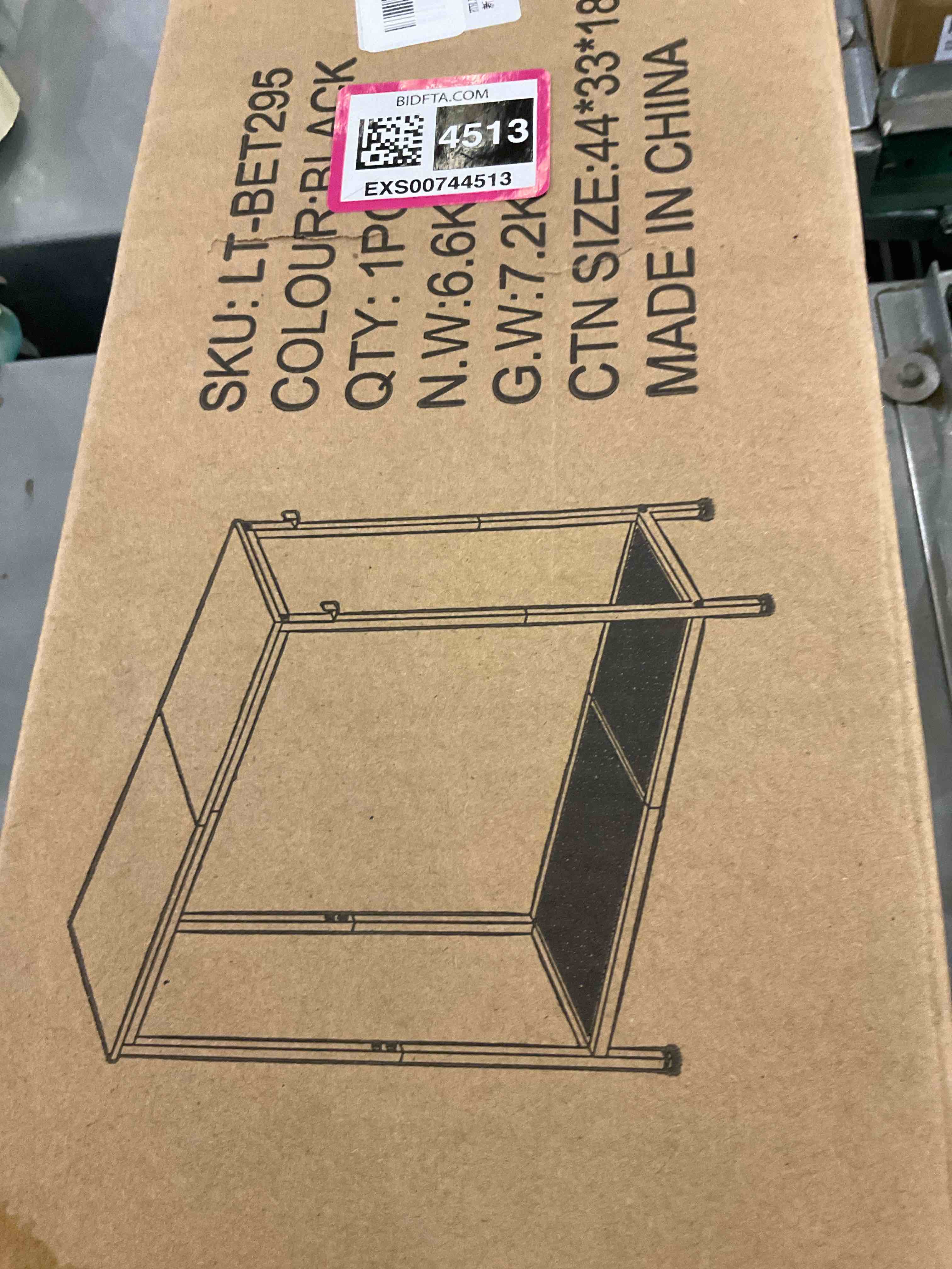 https://s3.amazonaws.com/lotting-images-prod/bidfta/EXS00744513_1702405380974.jpeg