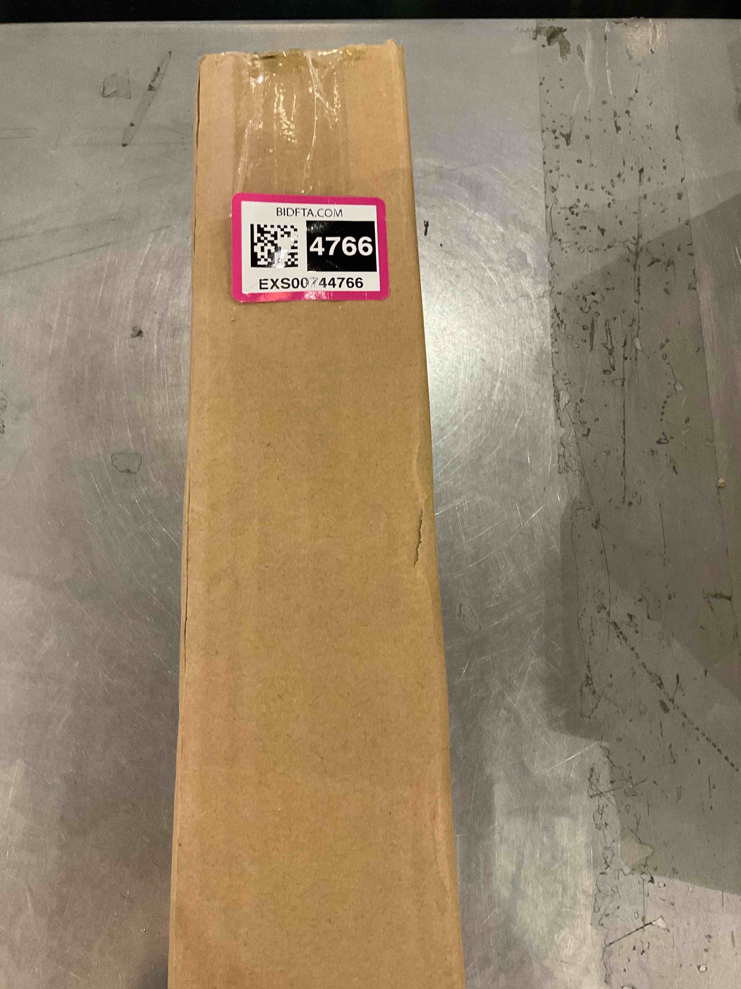 https://s3.amazonaws.com/lotting-images-prod/bidfta/EXS00744766_1702496508190.jpeg