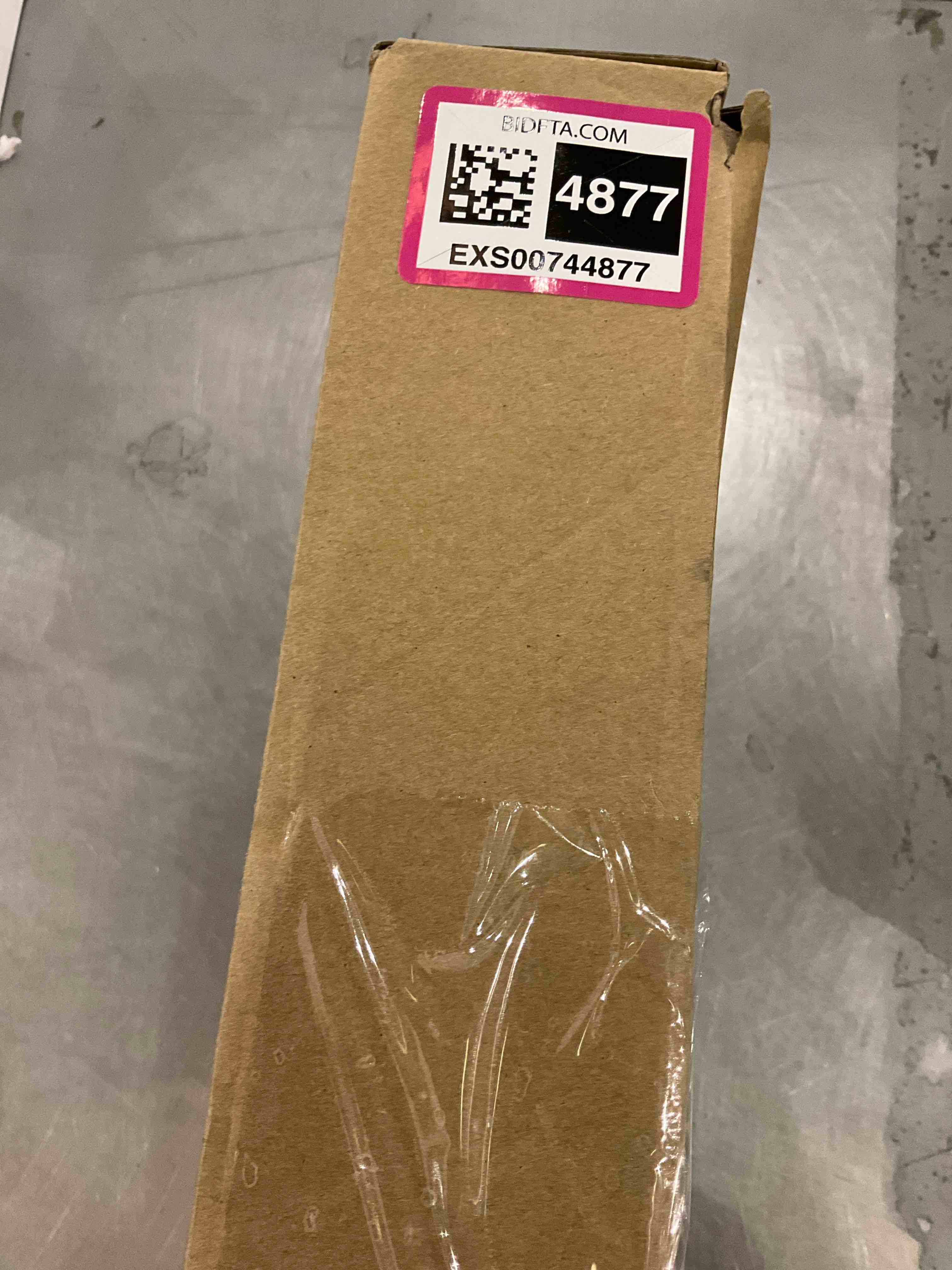 https://s3.amazonaws.com/lotting-images-prod/bidfta/EXS00744877_1702564768255.jpeg