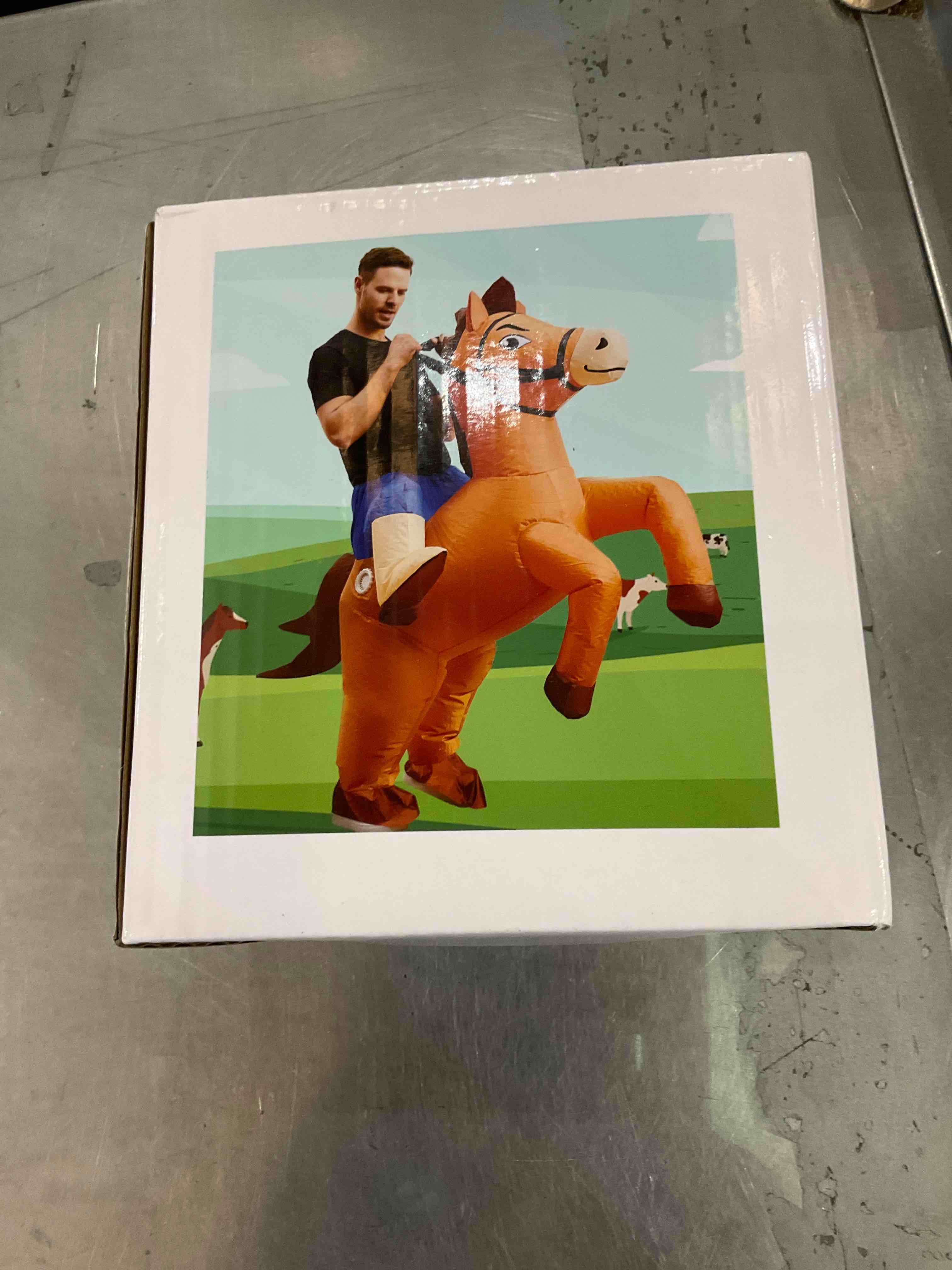 https://s3.amazonaws.com/lotting-images-prod/bidfta/EXS00744963_1702576162177.jpeg