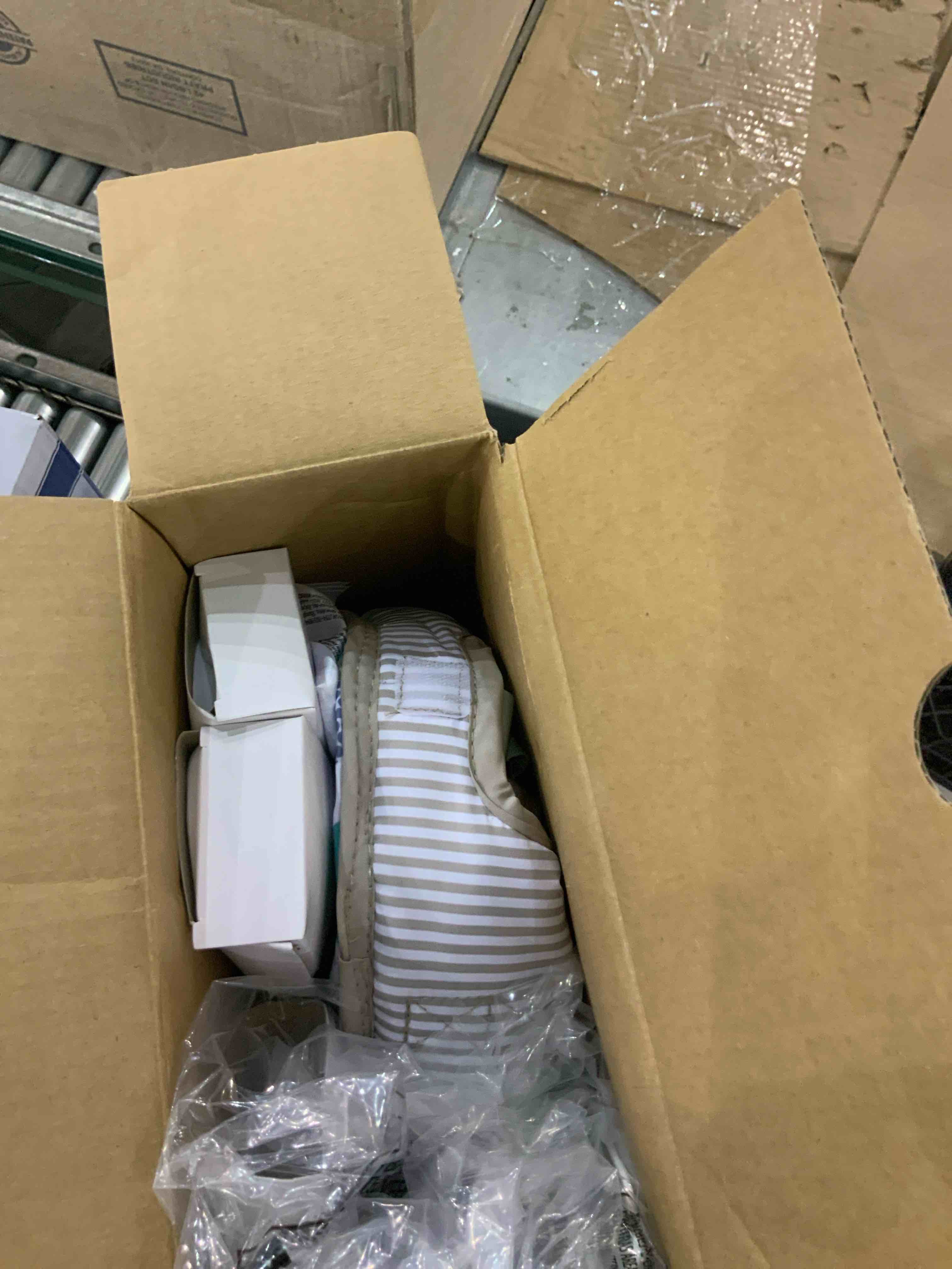 https://s3.amazonaws.com/lotting-images-prod/bidfta/EXS00745809_1702471799889.jpeg