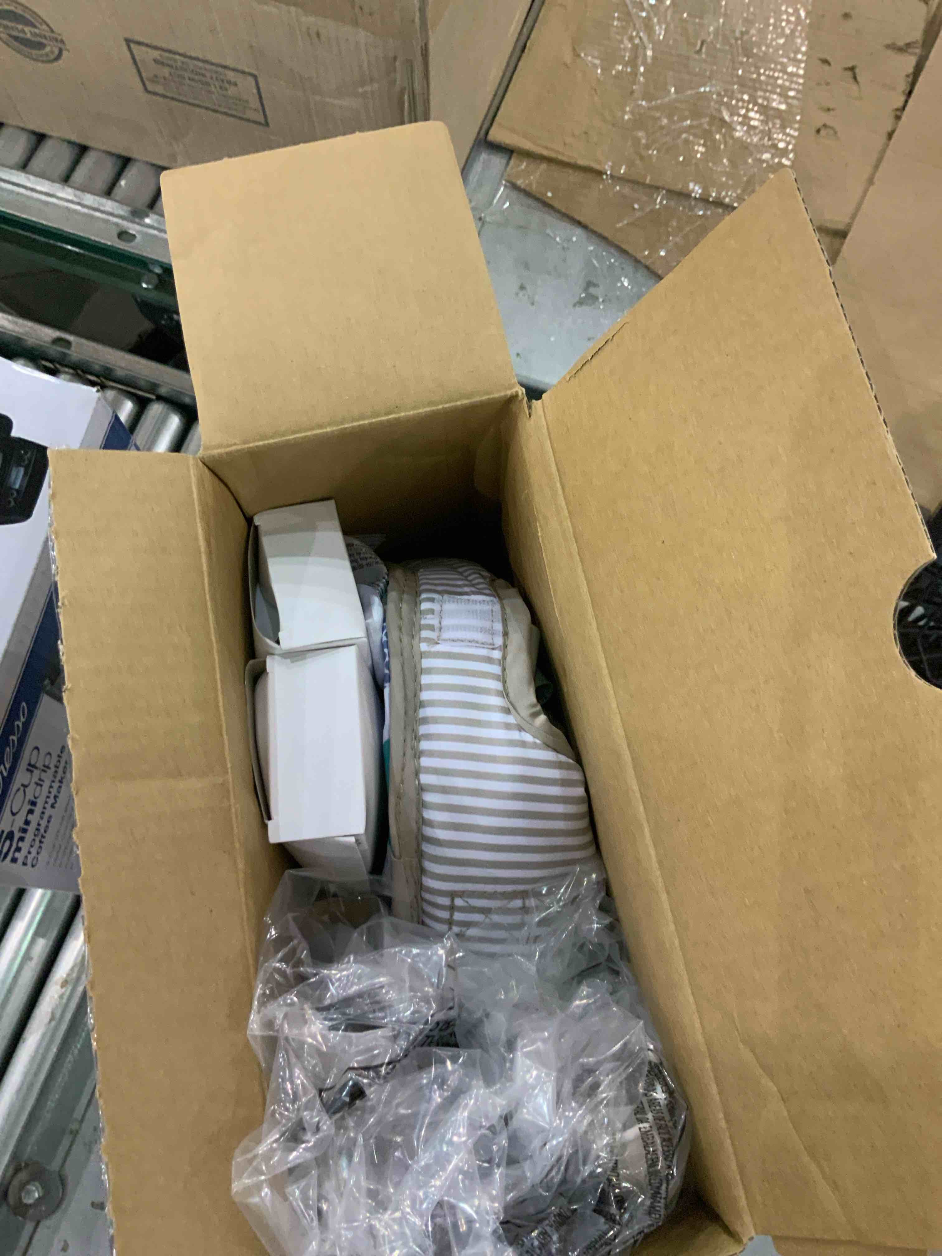 https://s3.amazonaws.com/lotting-images-prod/bidfta/EXS00745809_1702471801111.jpeg
