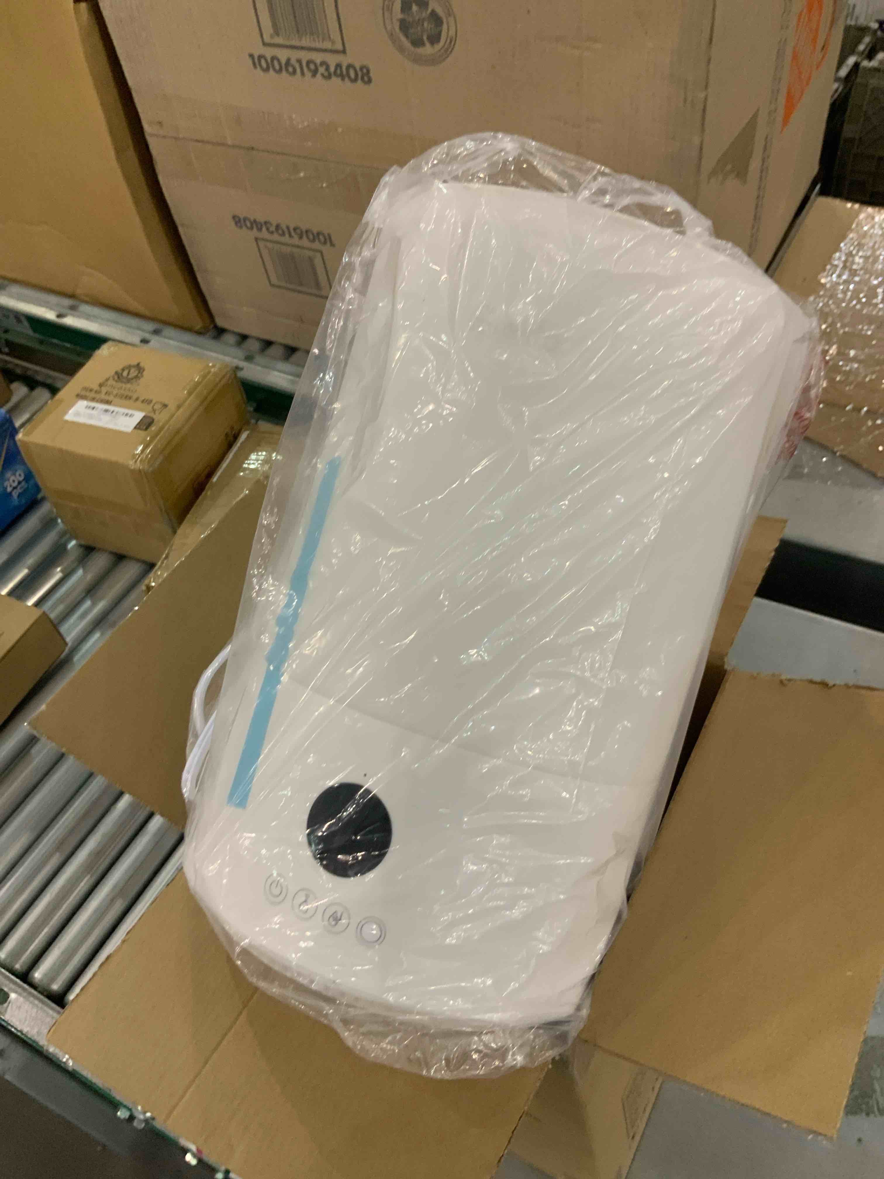 https://s3.amazonaws.com/lotting-images-prod/bidfta/EXS00745829_1702474590738.jpeg