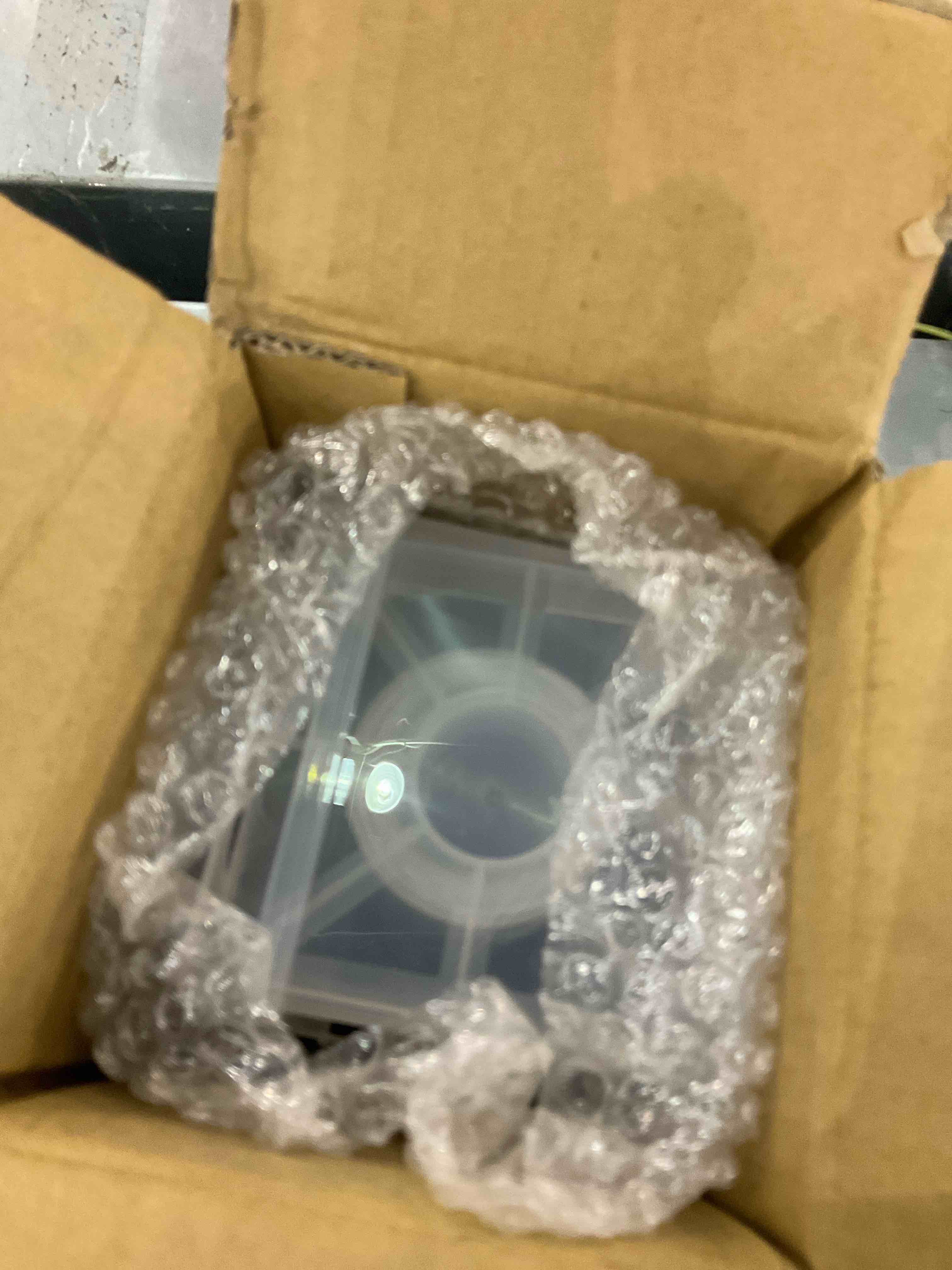 https://s3.amazonaws.com/lotting-images-prod/bidfta/EXS00746076_1702471663530.jpeg