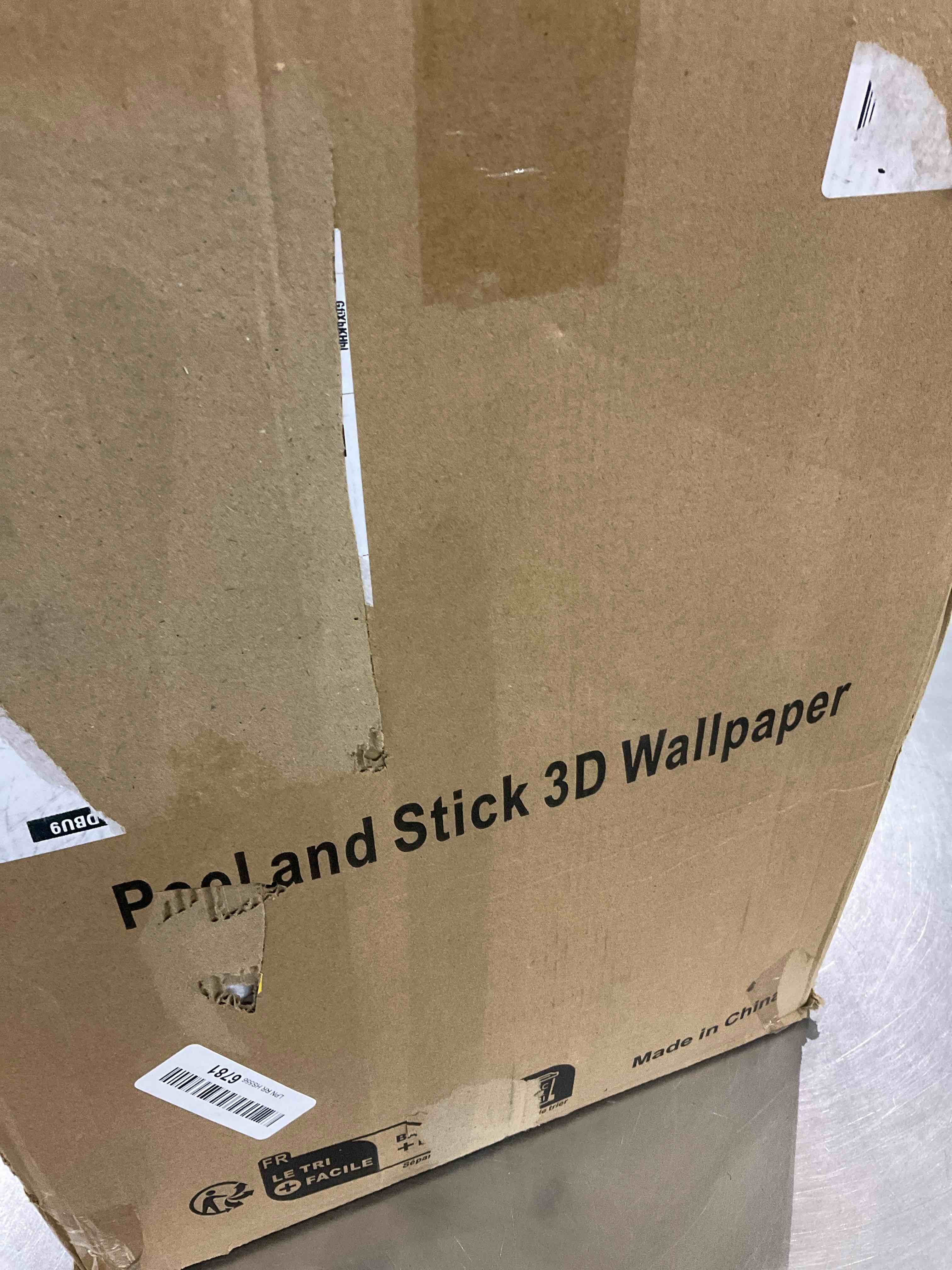 https://s3.amazonaws.com/lotting-images-prod/bidfta/EXS00746485_1702906017600.jpeg