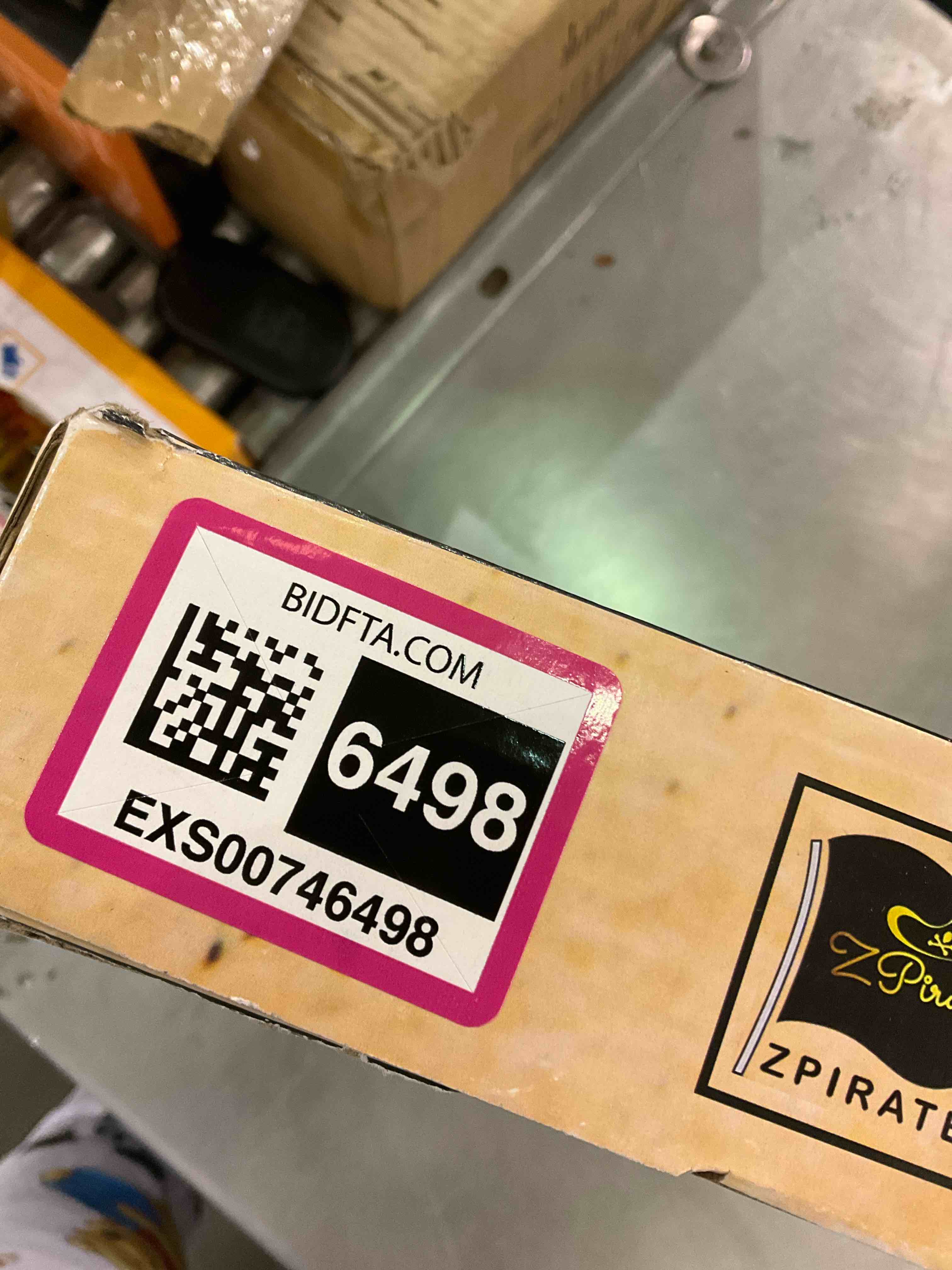 https://s3.amazonaws.com/lotting-images-prod/bidfta/EXS00746498_1702907619288.jpeg