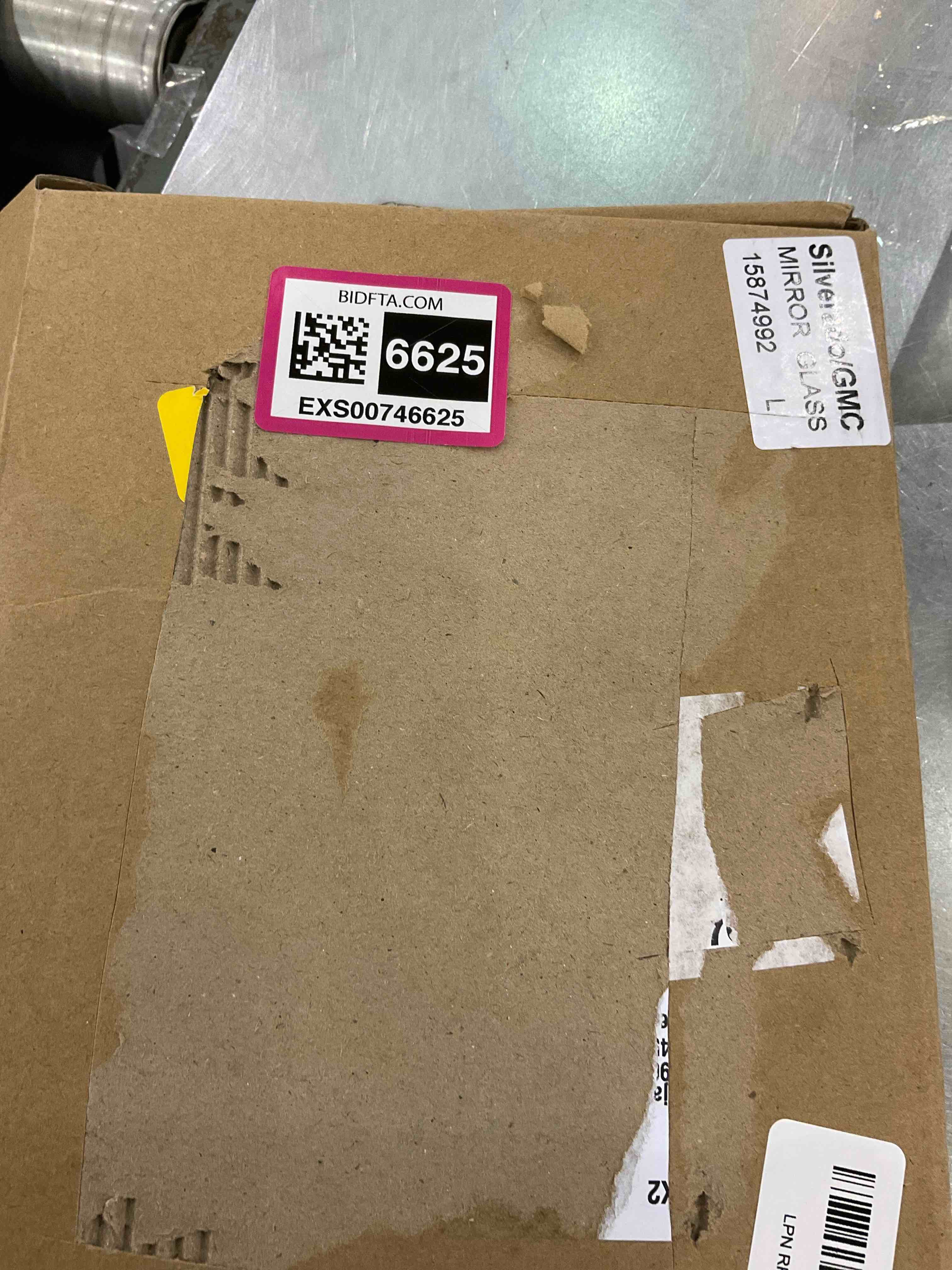 https://s3.amazonaws.com/lotting-images-prod/bidfta/EXS00746625_1702486178466.jpeg