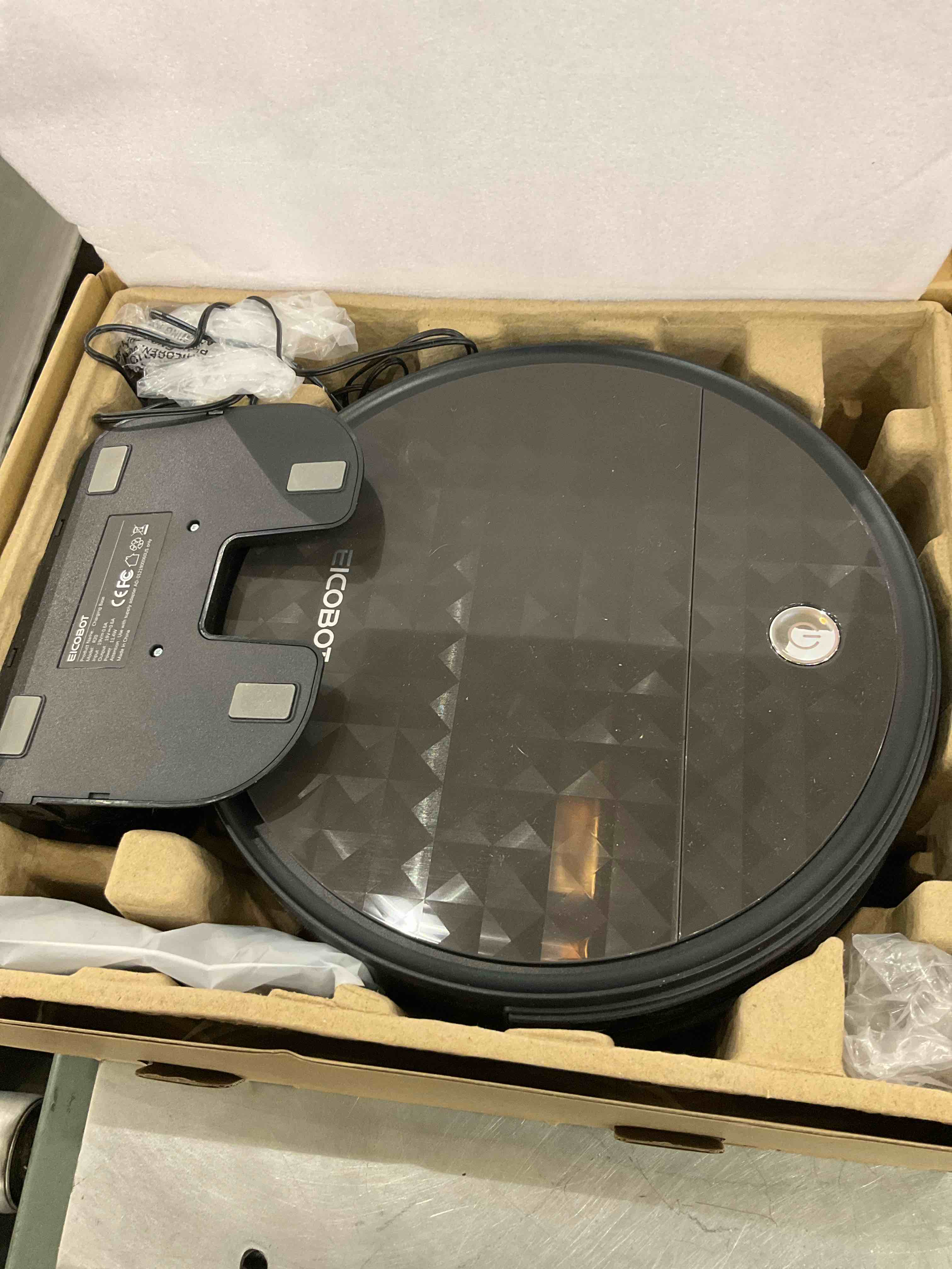 https://s3.amazonaws.com/lotting-images-prod/bidfta/EXS00746928_1702663511881.jpeg