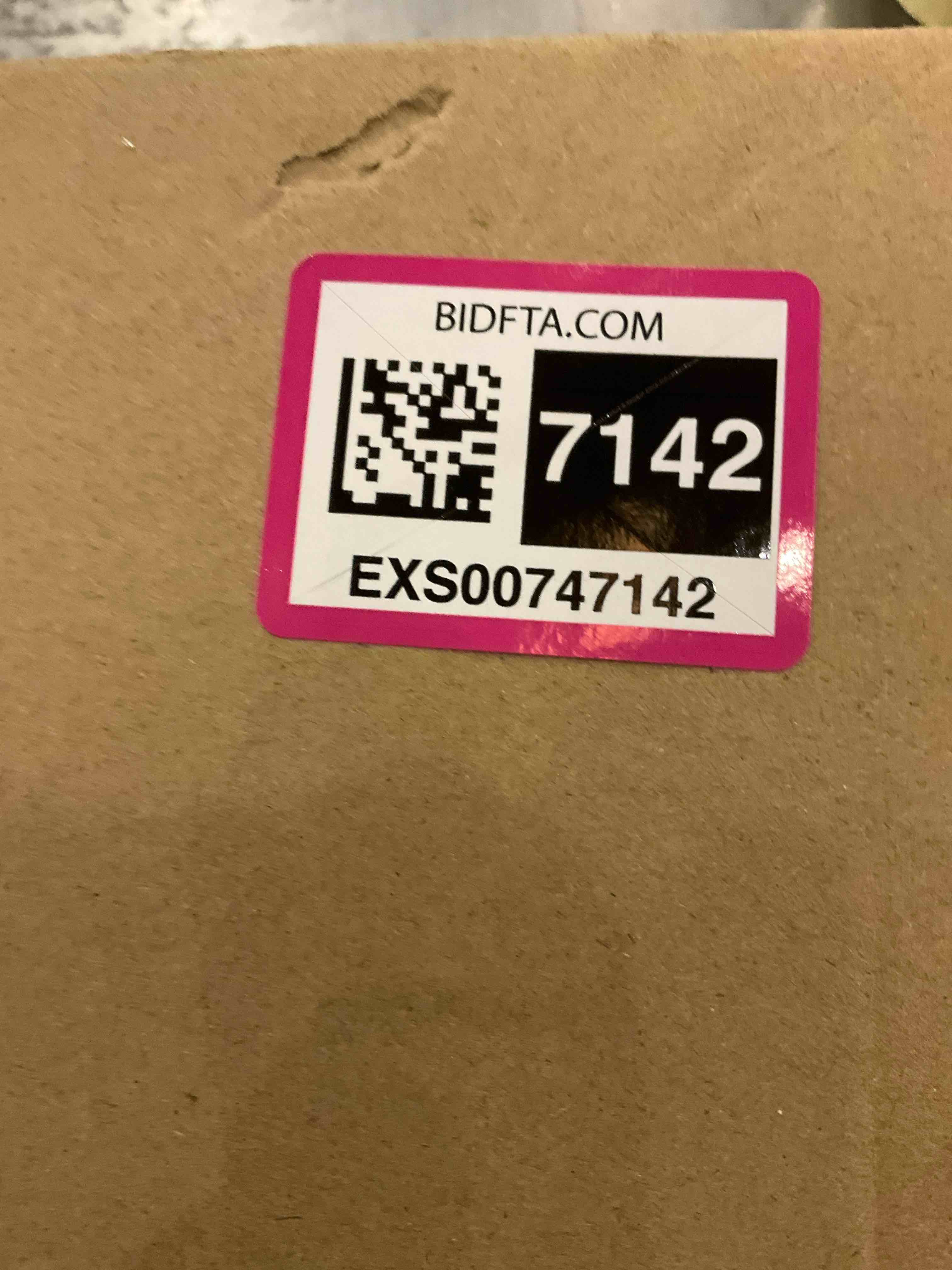 https://s3.amazonaws.com/lotting-images-prod/bidfta/EXS00747142_1702484944150.jpeg