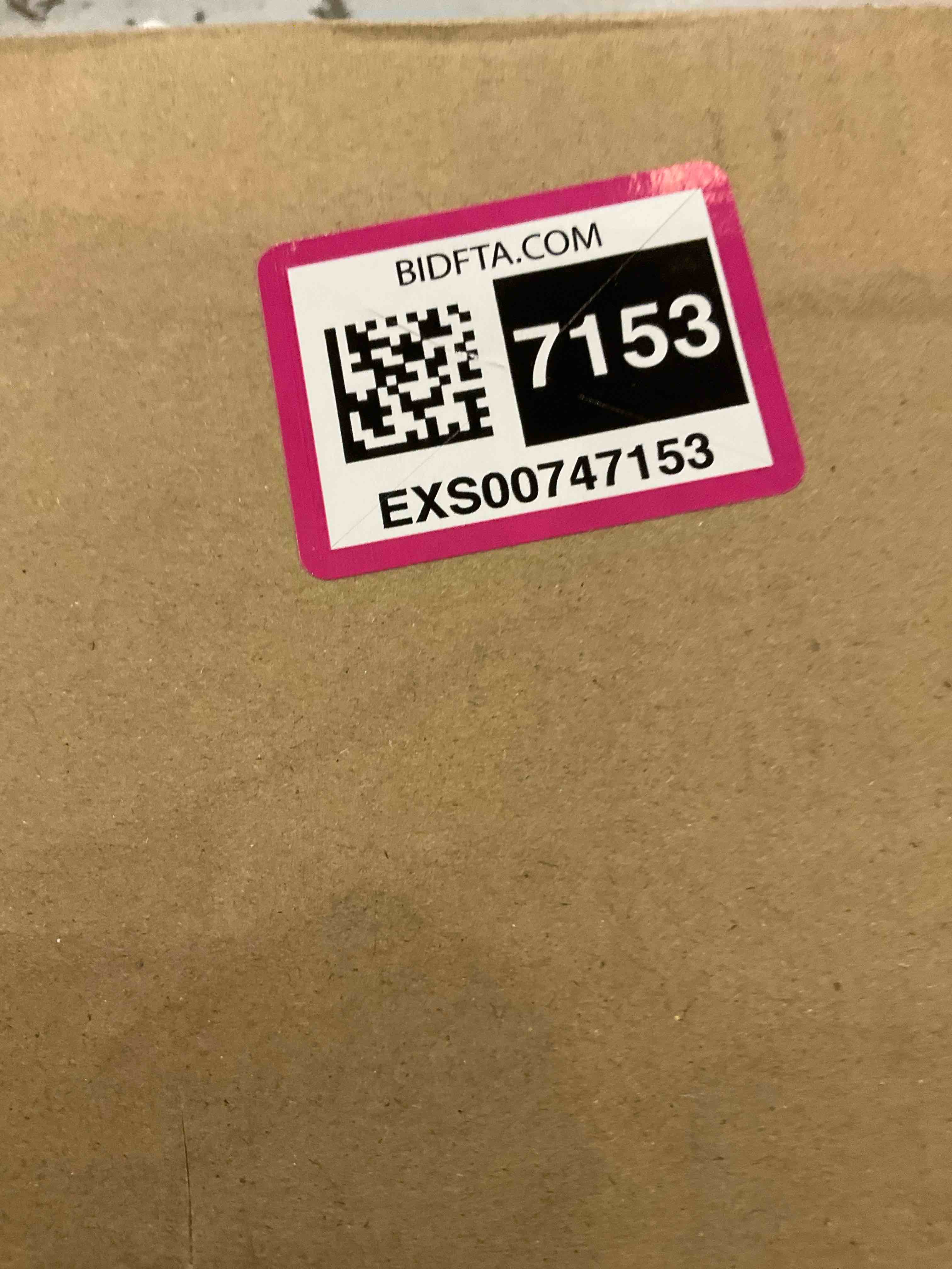 https://s3.amazonaws.com/lotting-images-prod/bidfta/EXS00747153_1702486456516.jpeg