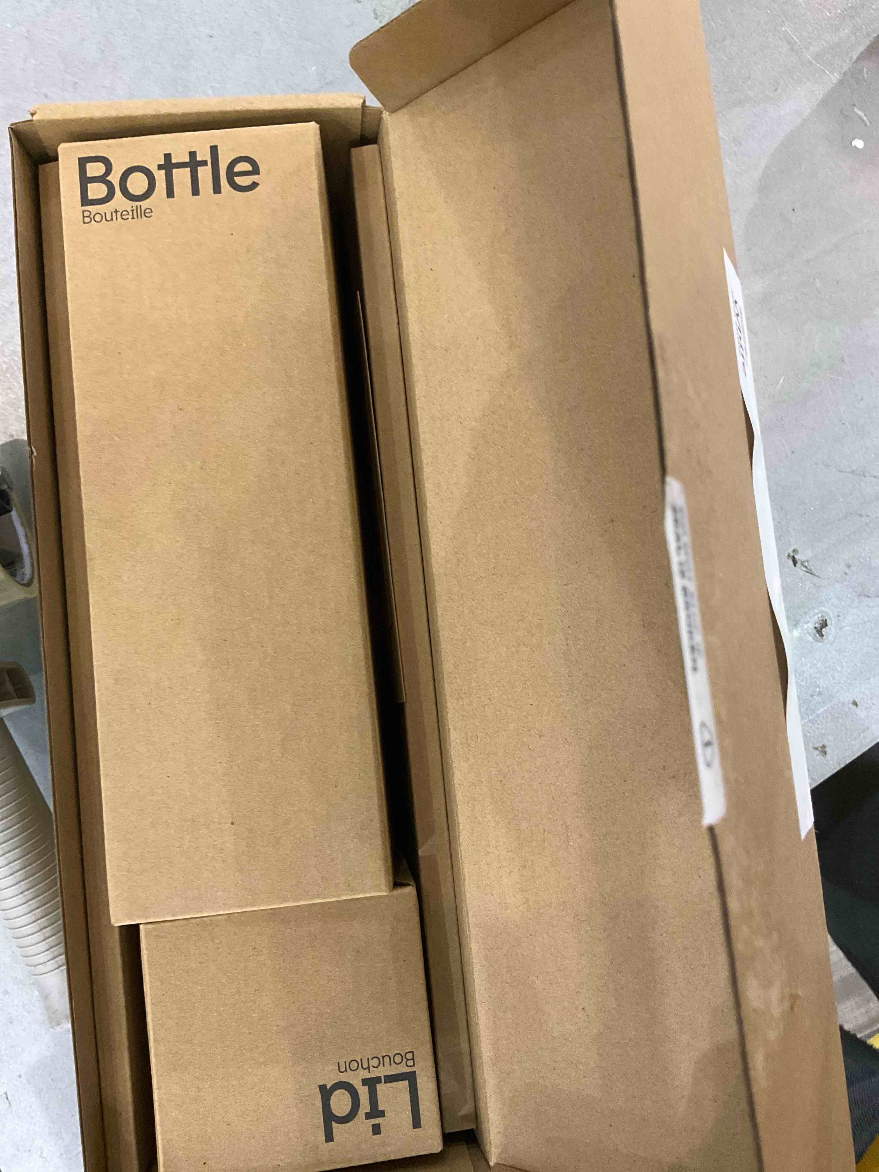 https://s3.amazonaws.com/lotting-images-prod/bidfta/EXS00747748_1702317774060.jpeg