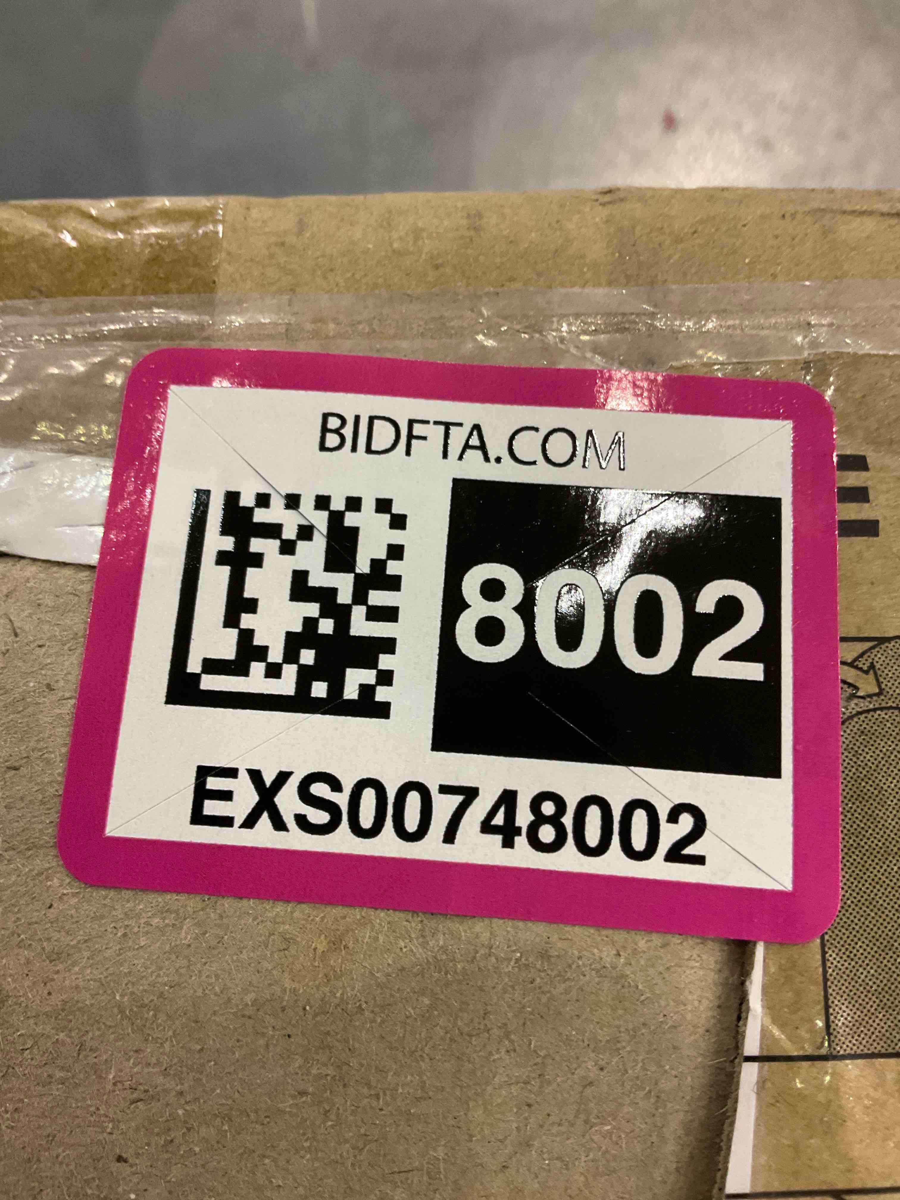 https://s3.amazonaws.com/lotting-images-prod/bidfta/EXS00748002_1701864910478.jpeg