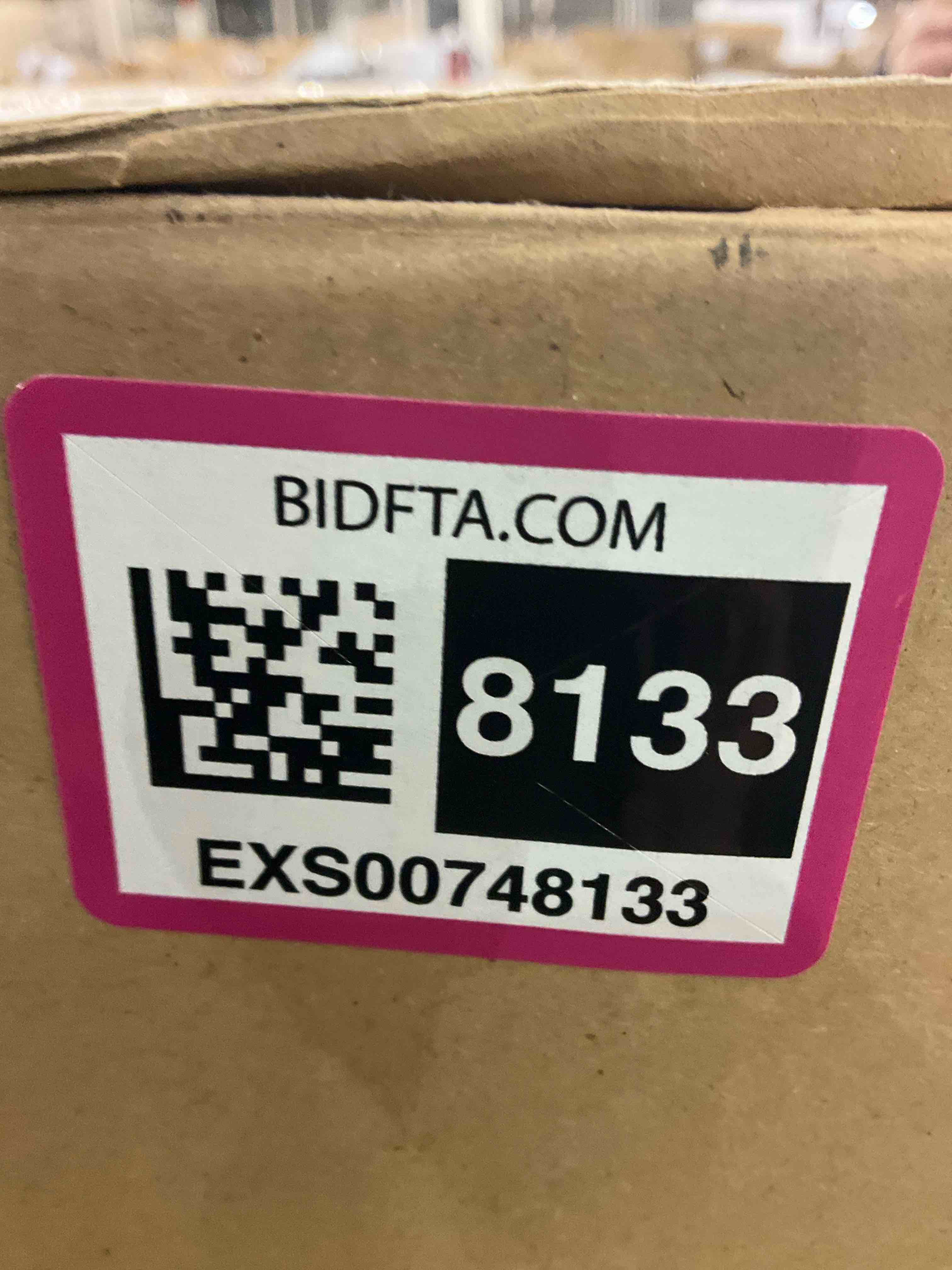 https://s3.amazonaws.com/lotting-images-prod/bidfta/EXS00748133_1701886072185.jpeg
