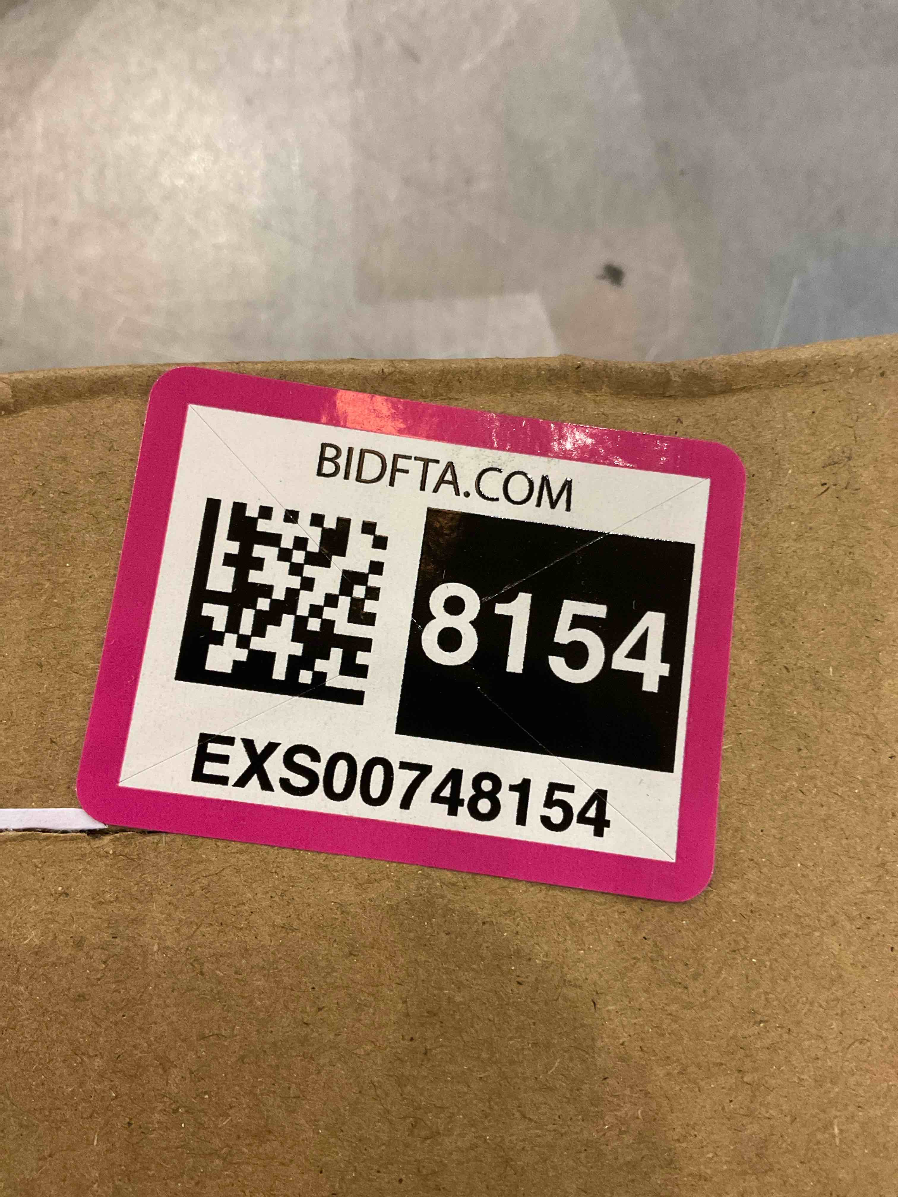 https://s3.amazonaws.com/lotting-images-prod/bidfta/EXS00748154_1701891250605.jpeg