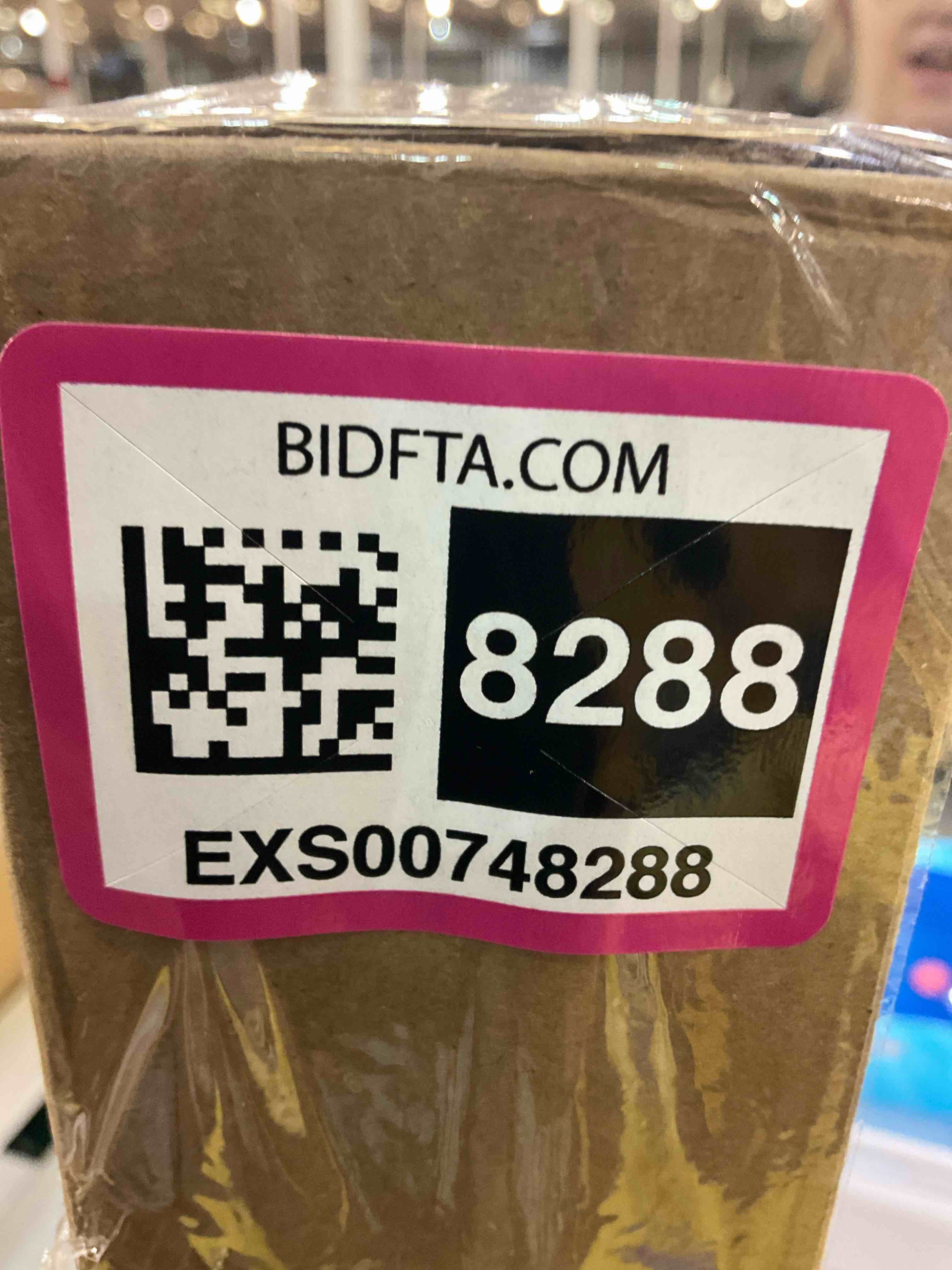 https://s3.amazonaws.com/lotting-images-prod/bidfta/EXS00748288_1701972909972.jpeg