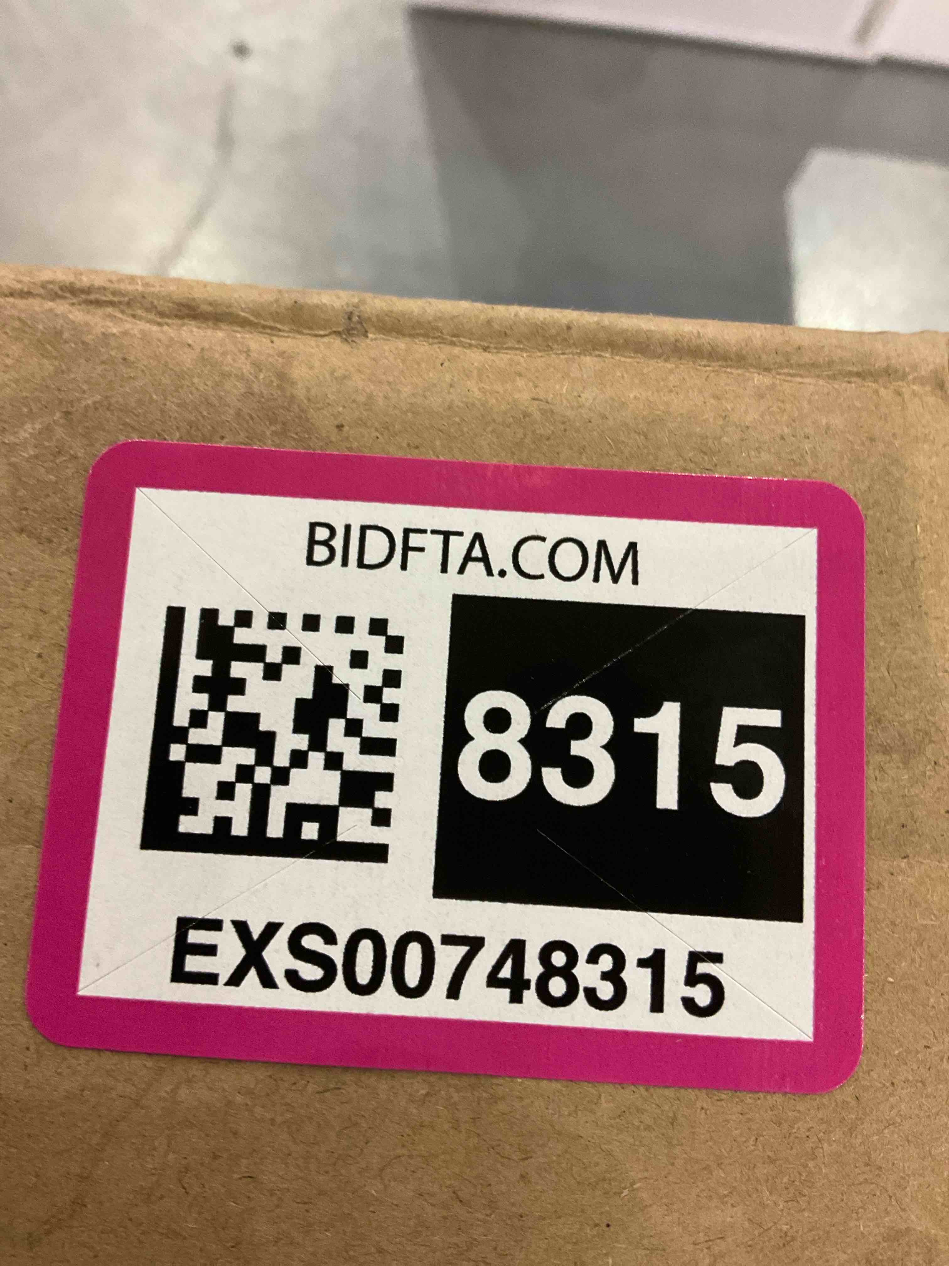https://s3.amazonaws.com/lotting-images-prod/bidfta/EXS00748315_1701979078298.jpeg