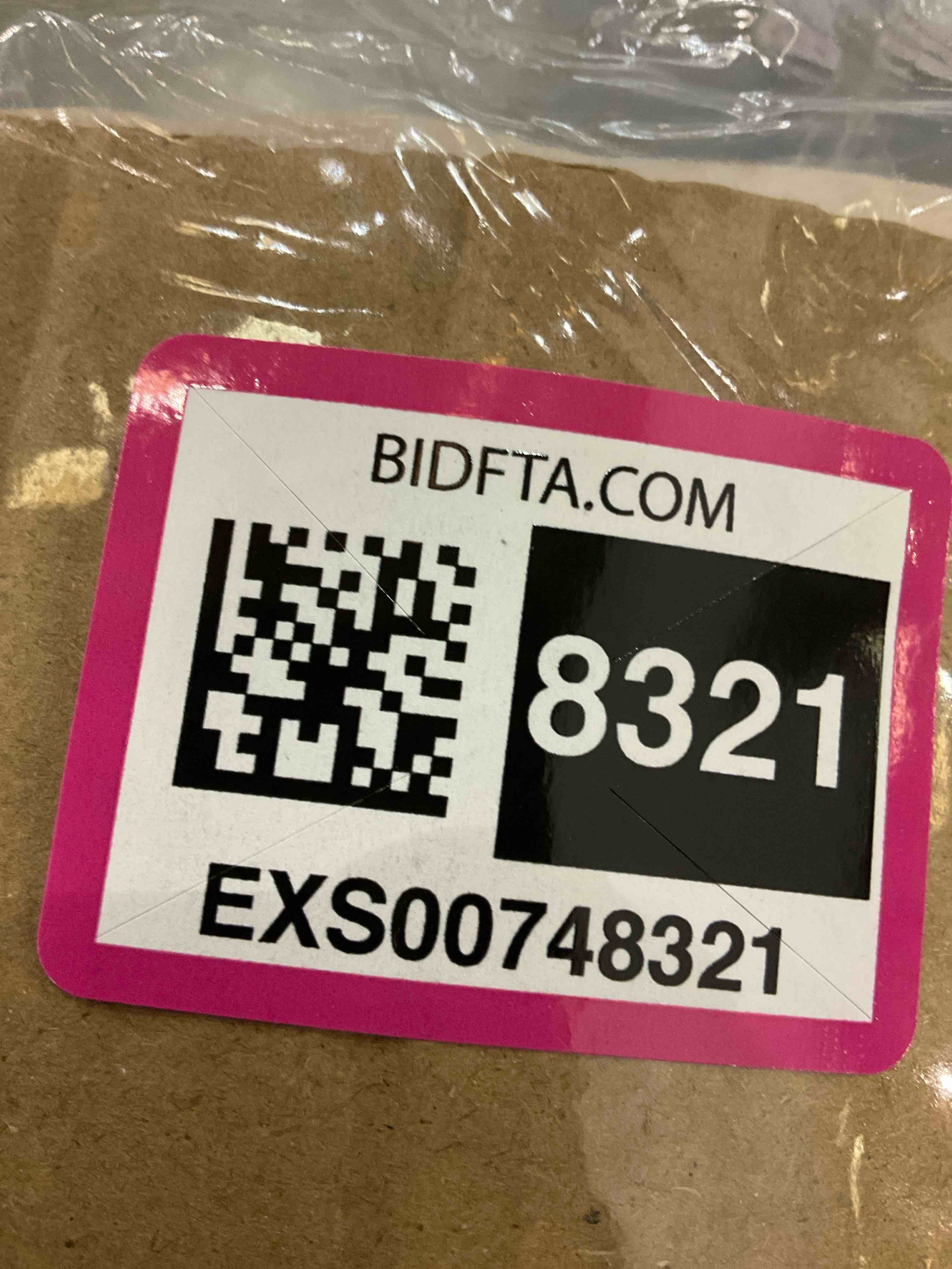 https://s3.amazonaws.com/lotting-images-prod/bidfta/EXS00748321_1701979652818.jpeg