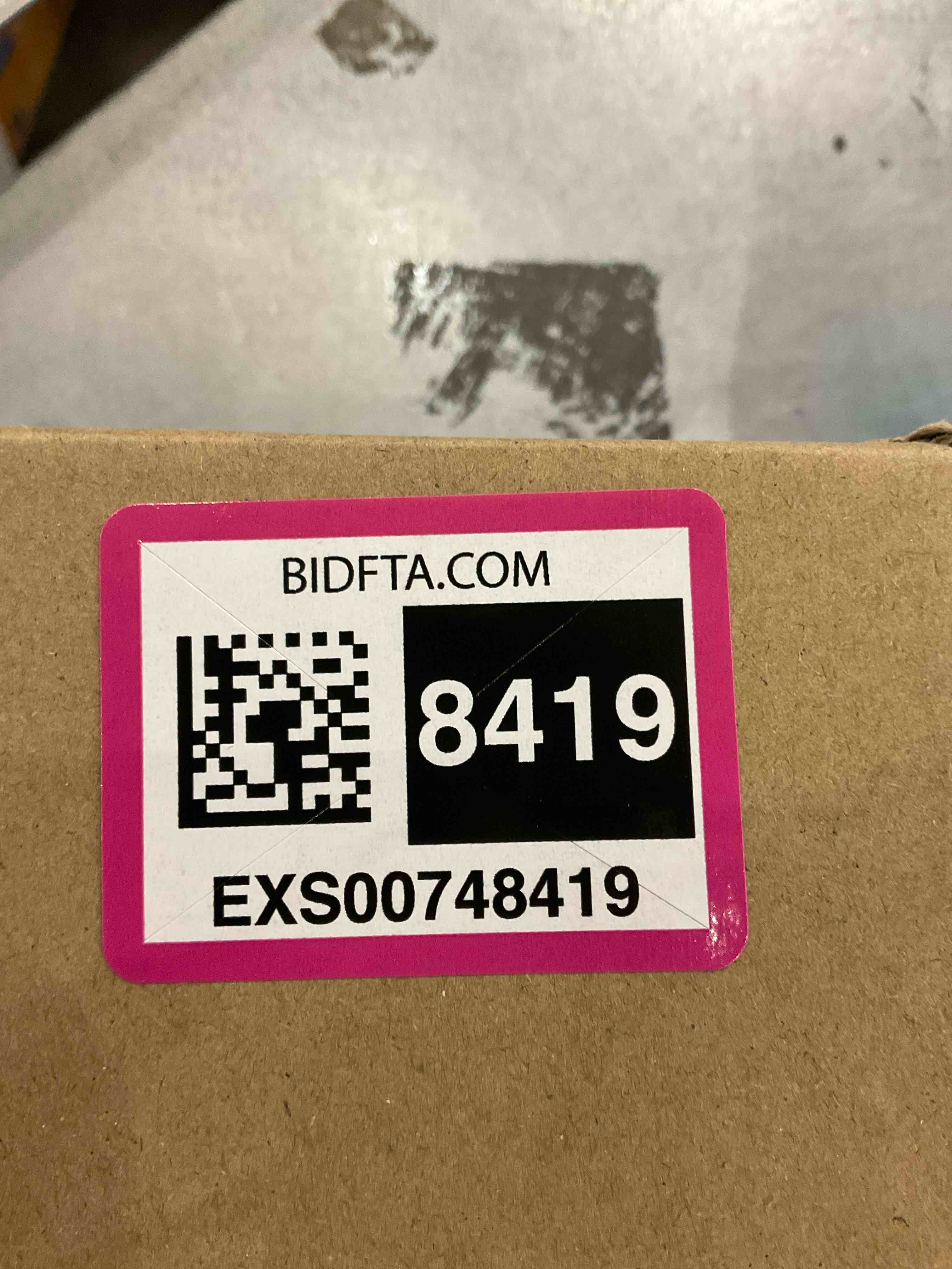 https://s3.amazonaws.com/lotting-images-prod/bidfta/EXS00748419_1702058676226.jpeg